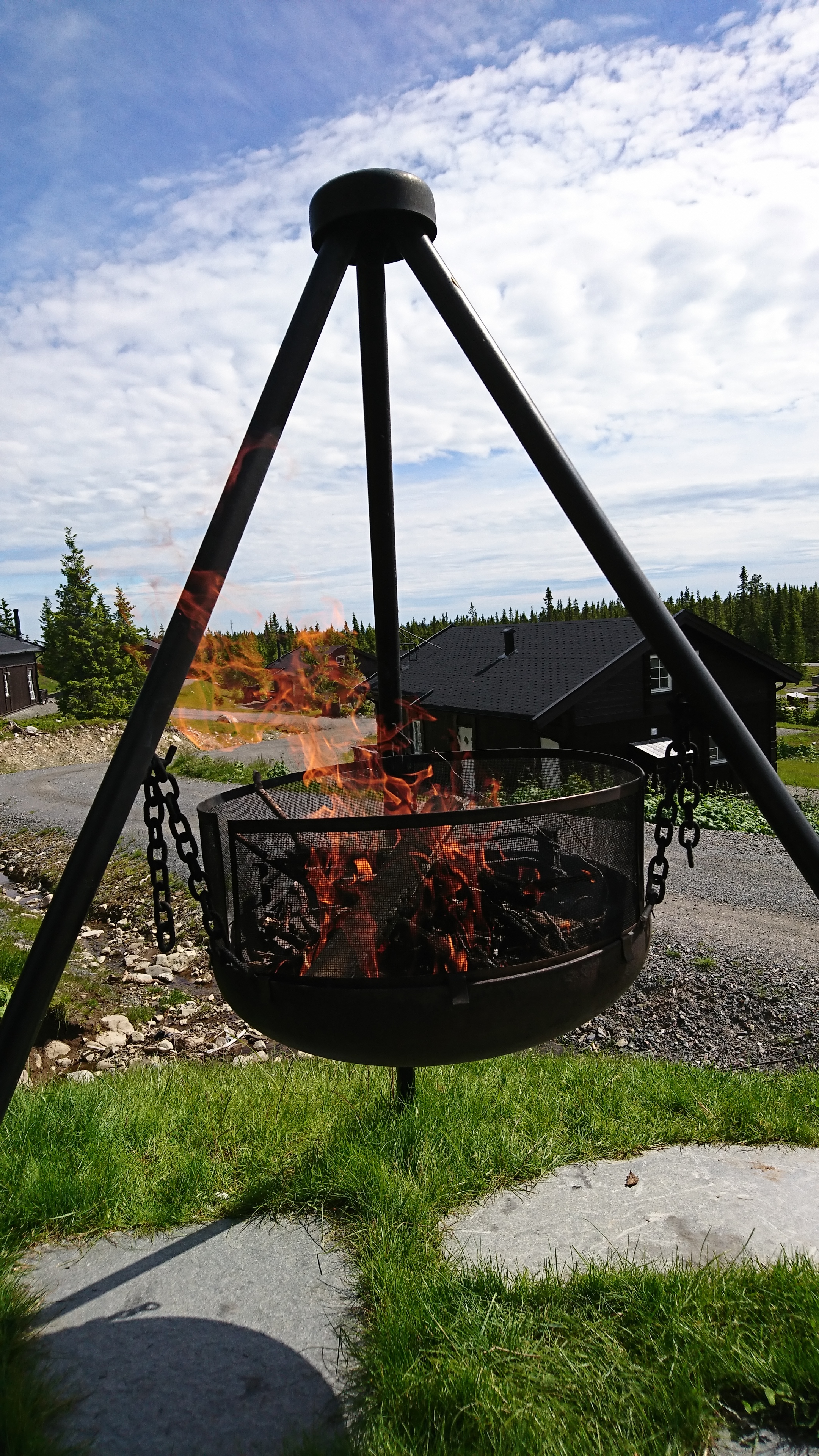 Bålpanne for kveldskos eller grilling på dagen! 