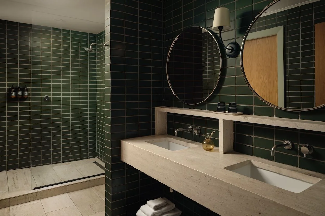 Bunk Room Bathroom - Chase Daniels.jpg