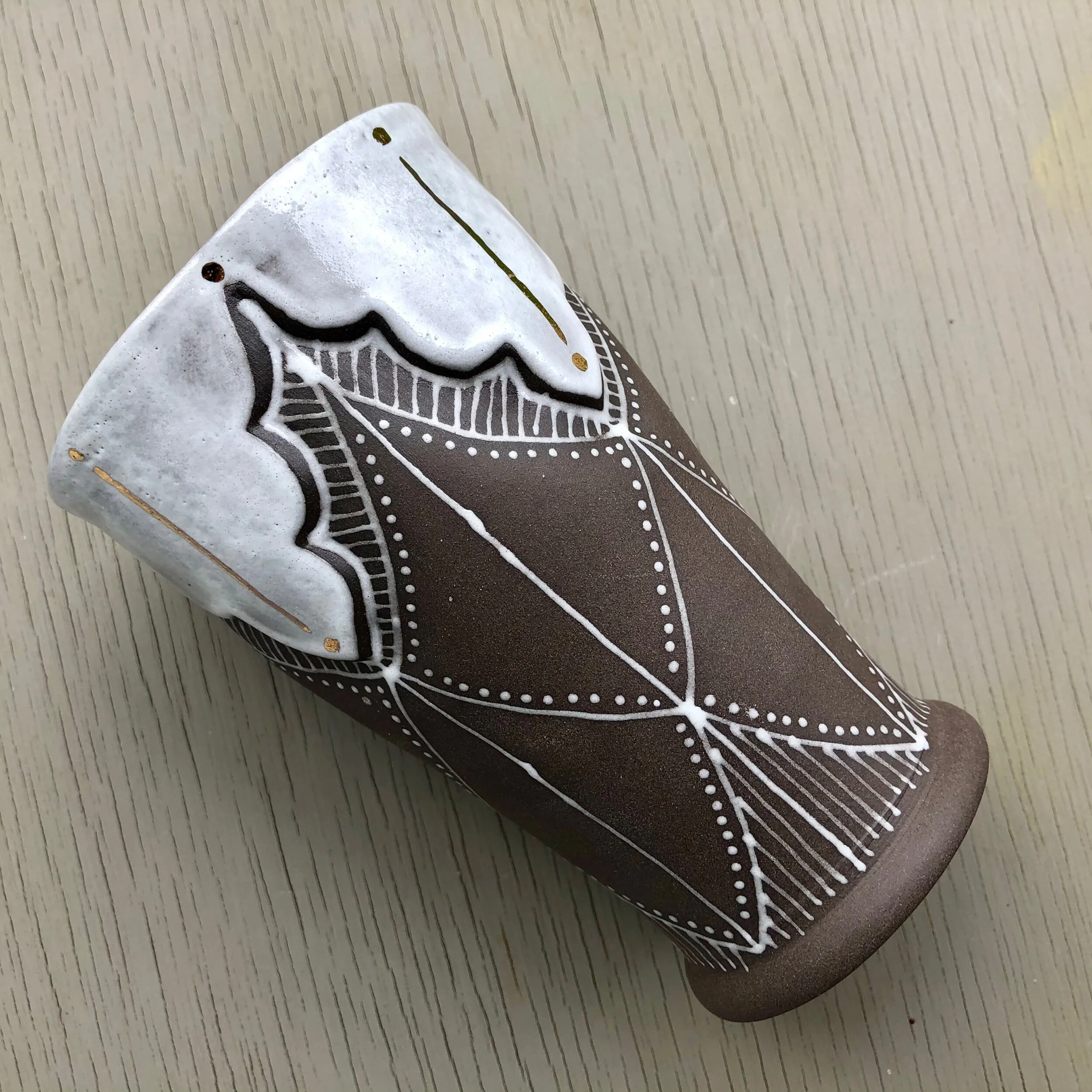 EEA9FB6C-8586-4C01-B627-1633E2E7E54A