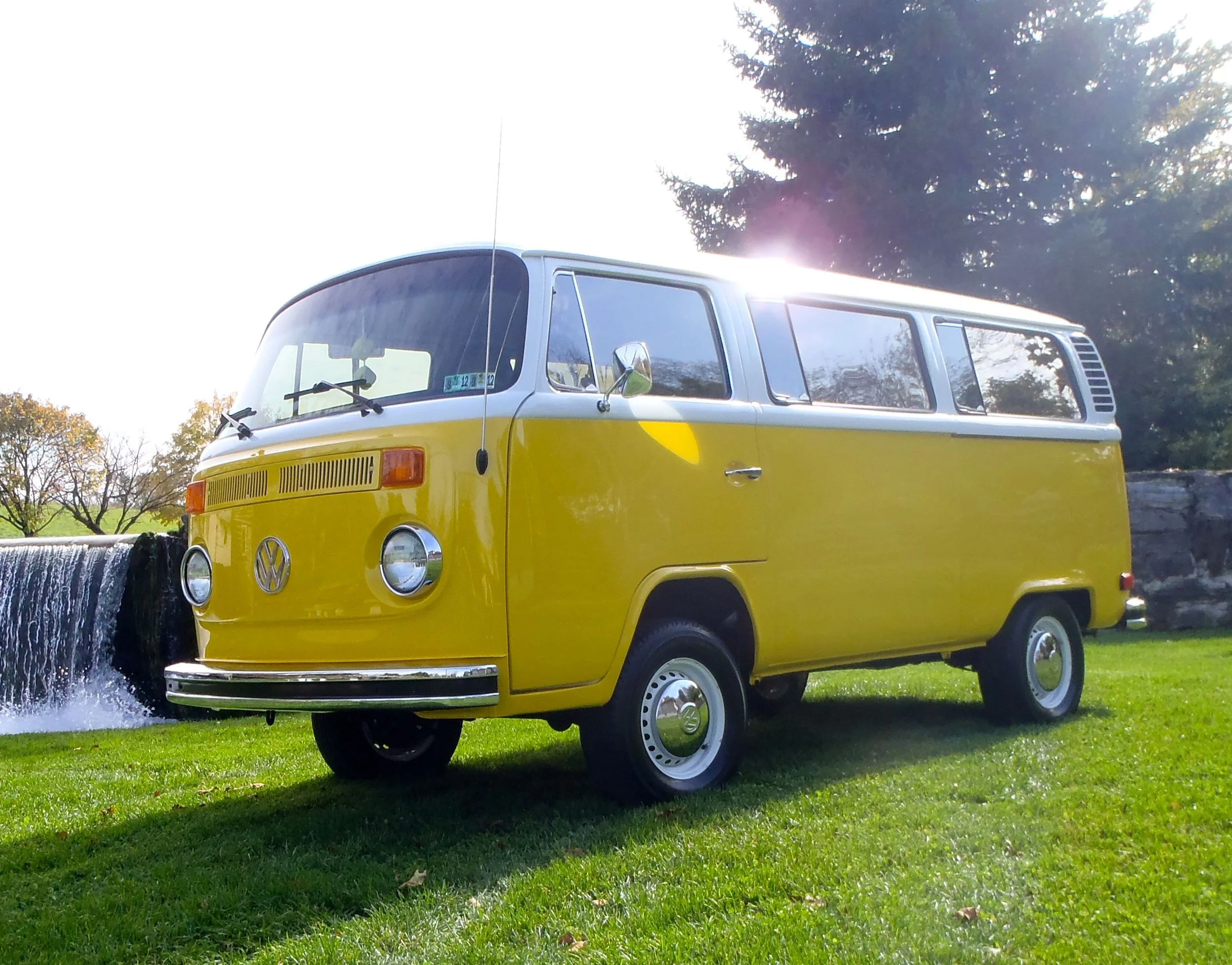 1977 VW Bus - 714.jpg