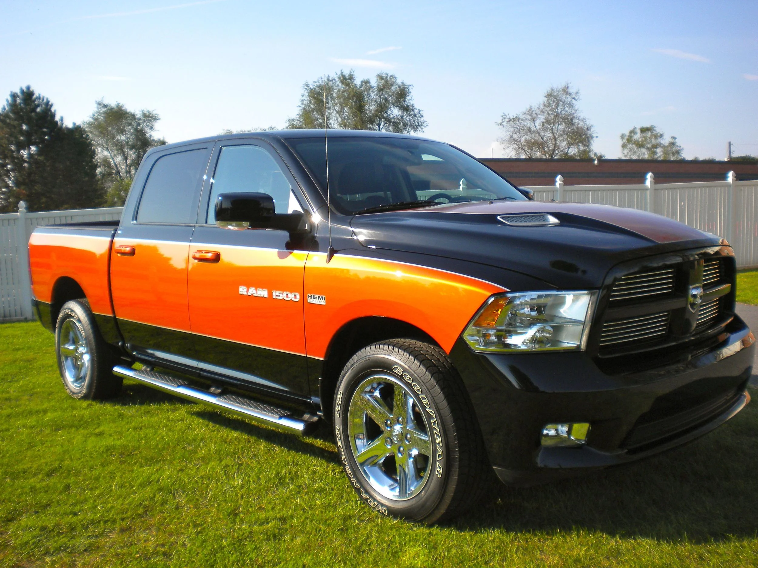 2012 DODGE RAM - 05.jpg