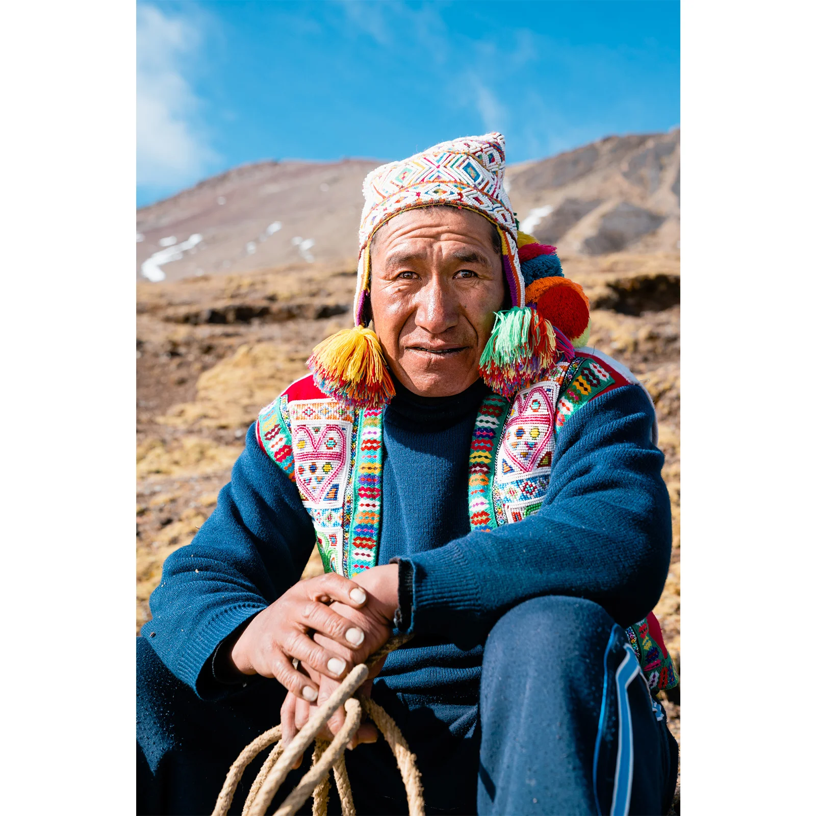 Peru_RainbowMountainGuy.jpg