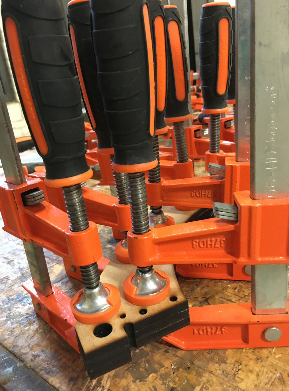 Plenty of clamps to eliminate voids