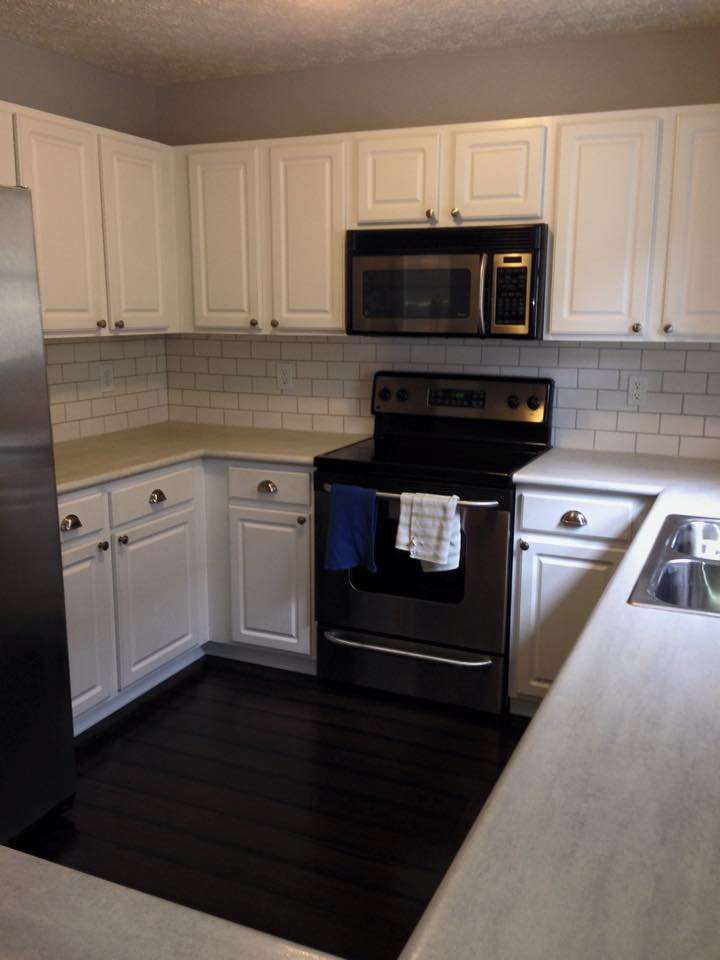 Westerville area kitchen facelift! New countertops & a backsplash add some pizzazz! 