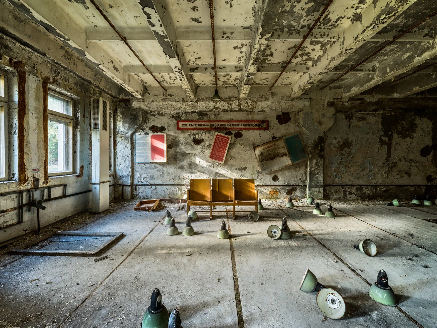 Chernobyl drama: #3 Data collection center - meeting room