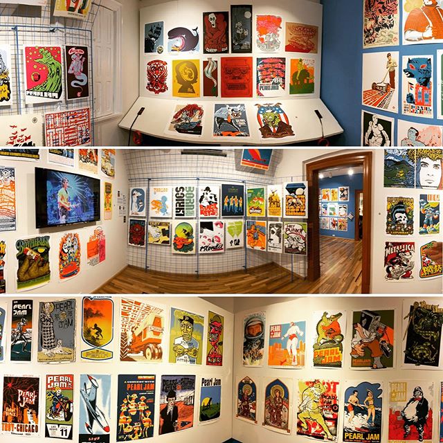 Of course the first museum we visited in Mexico City was the one that had a concert poster exhibit! These are all posters, both local and international, that were created by the same group of Mexican artists. #fotomodo