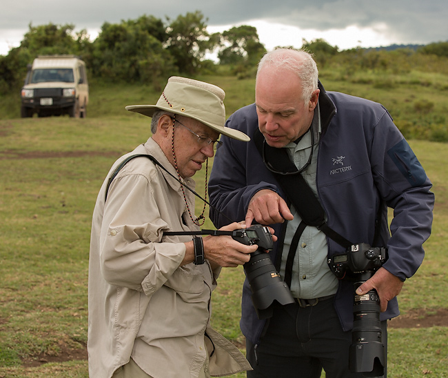 Randy giving Don some recommendations on framing the photograph. Photo by Jeff Paradiso