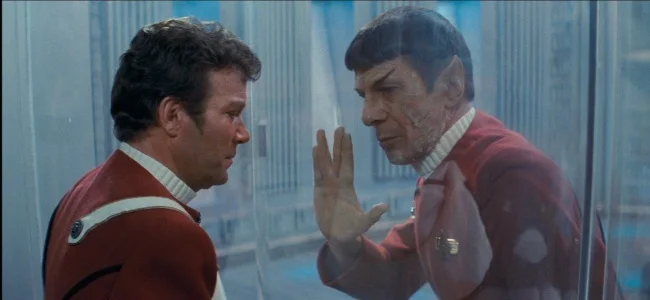 Captain Kirk (William Shatner) and Spock (Leonard Nimoy) in Stark Trek II: The Wrath of Khan 
