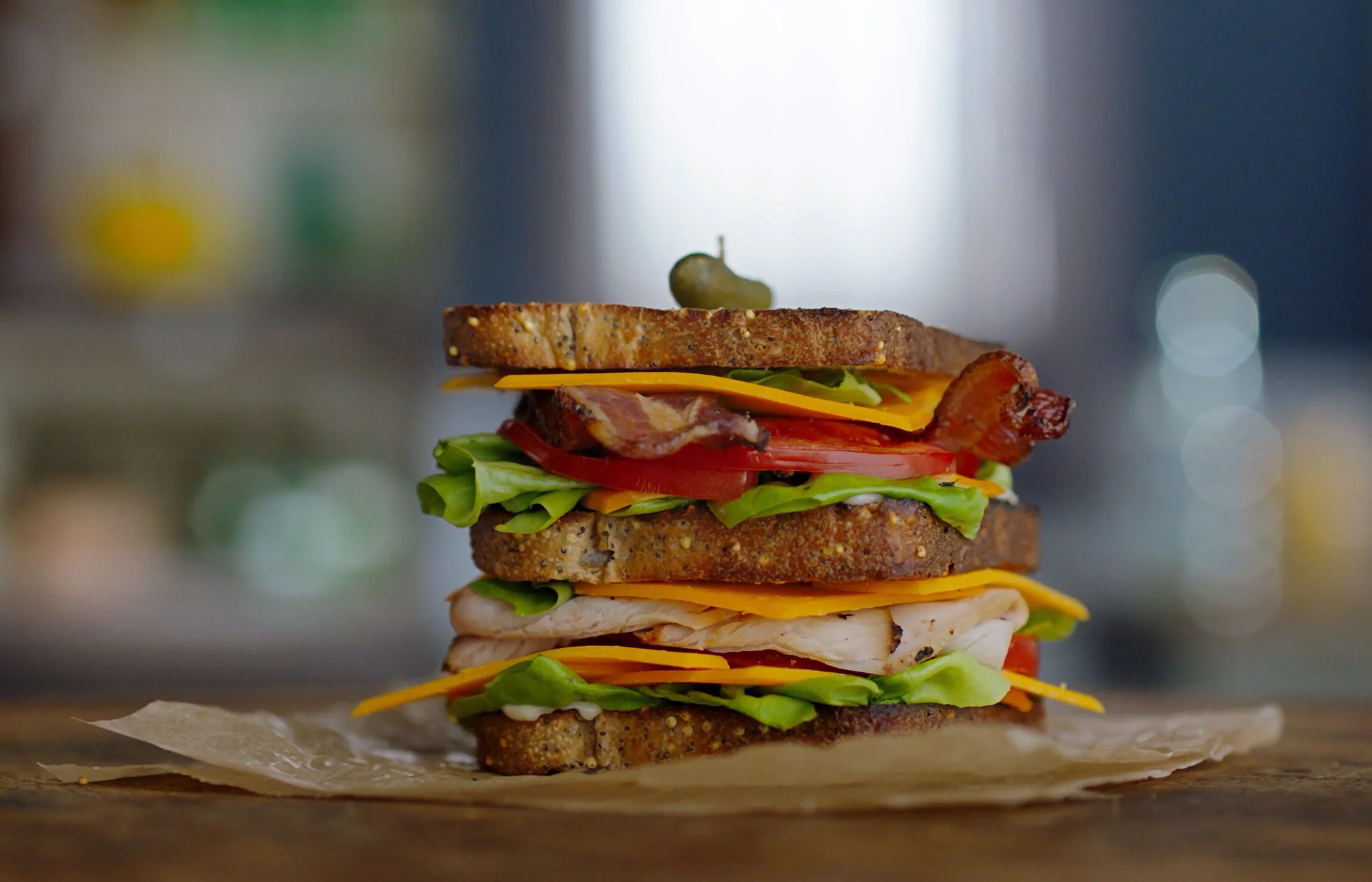 Slices_3Club_Frame01.jpg