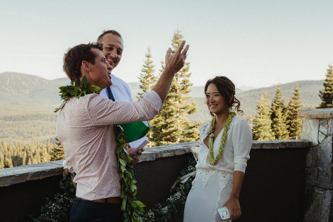 North Tahoe Lodge Wedding Photo