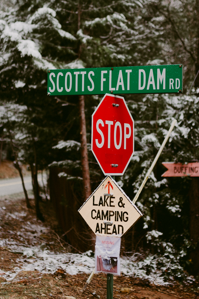 Scotts Flate Lake Road Photo 