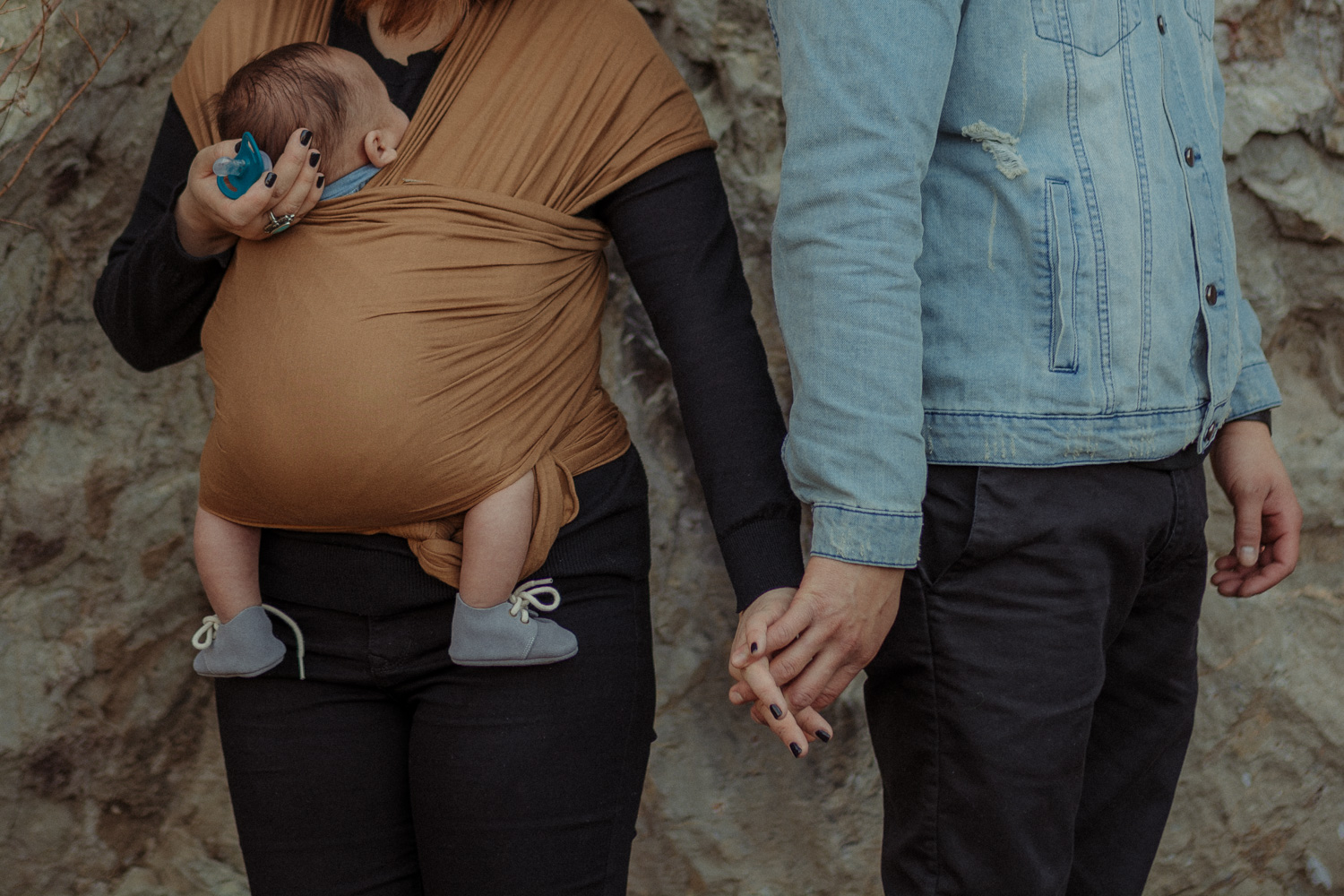 Wilson Canyon Family Session couple holding hands photo