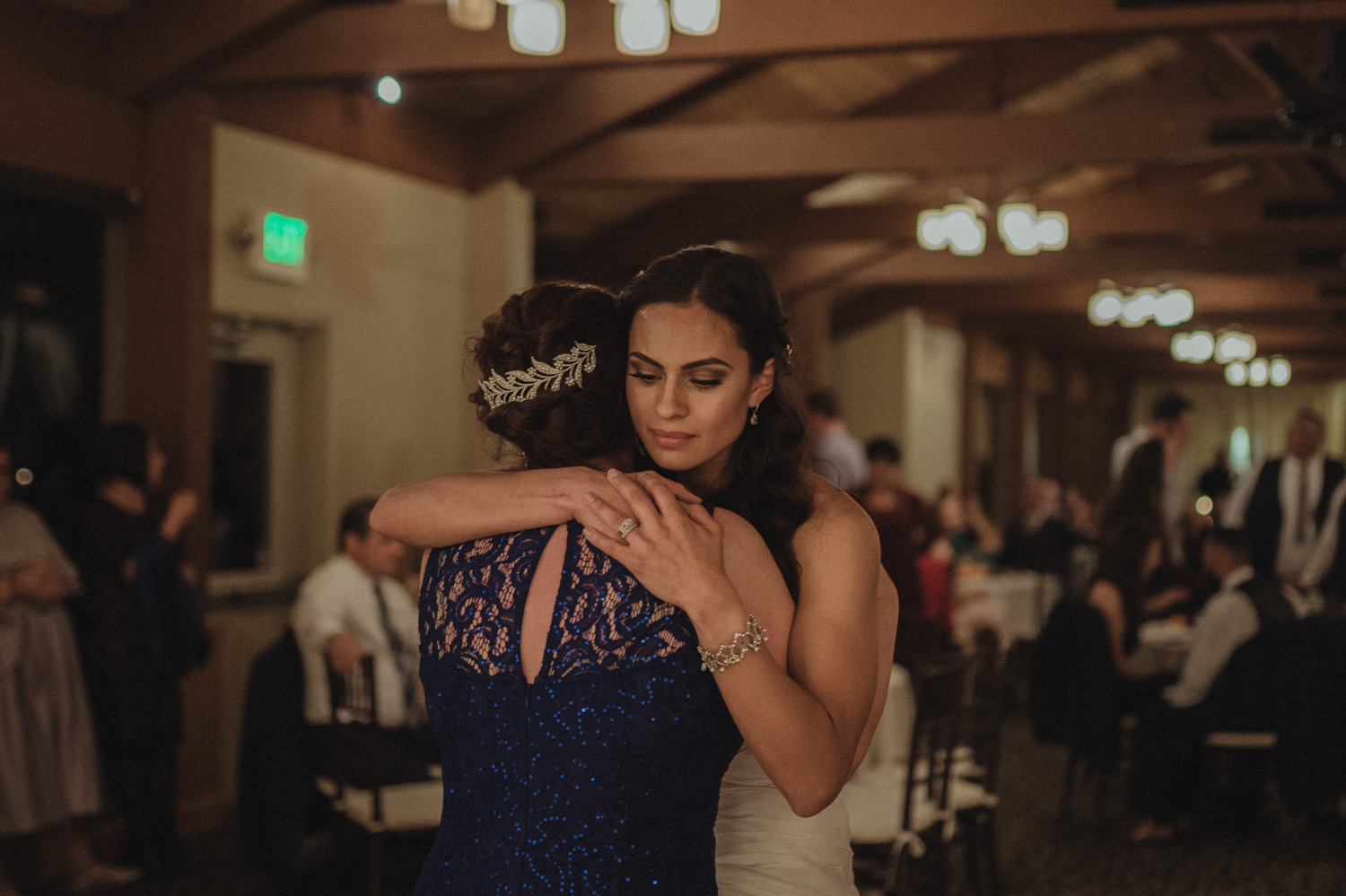 Tannenbaum Wedding Venue bride dancing with her mom photo