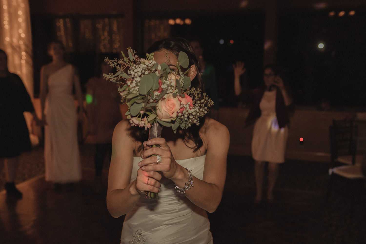 Tannenbaum Wedding Venue bride with her bouquet photo