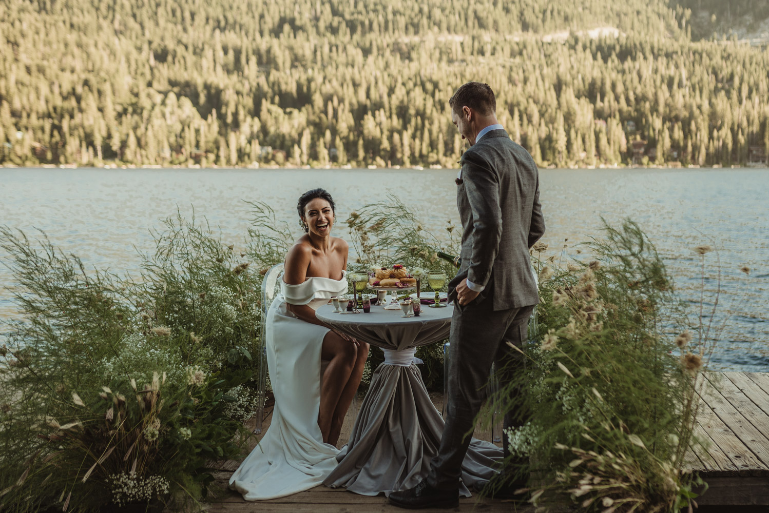 Lake Tahoe pop-up wedding/elopement sweetheart table set-up photo