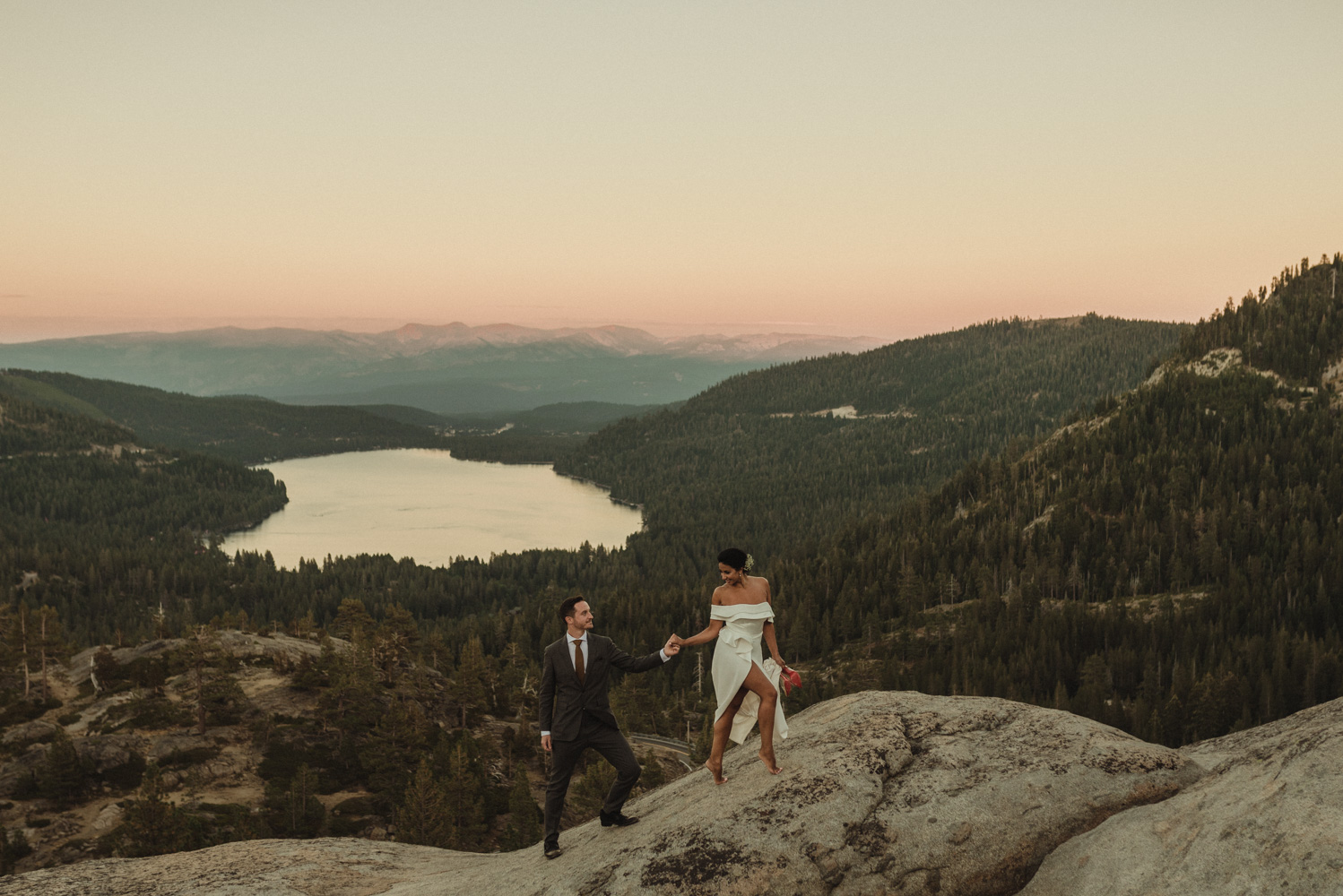 Lake Tahoe pop-up wedding/elopement barefoot bride photo