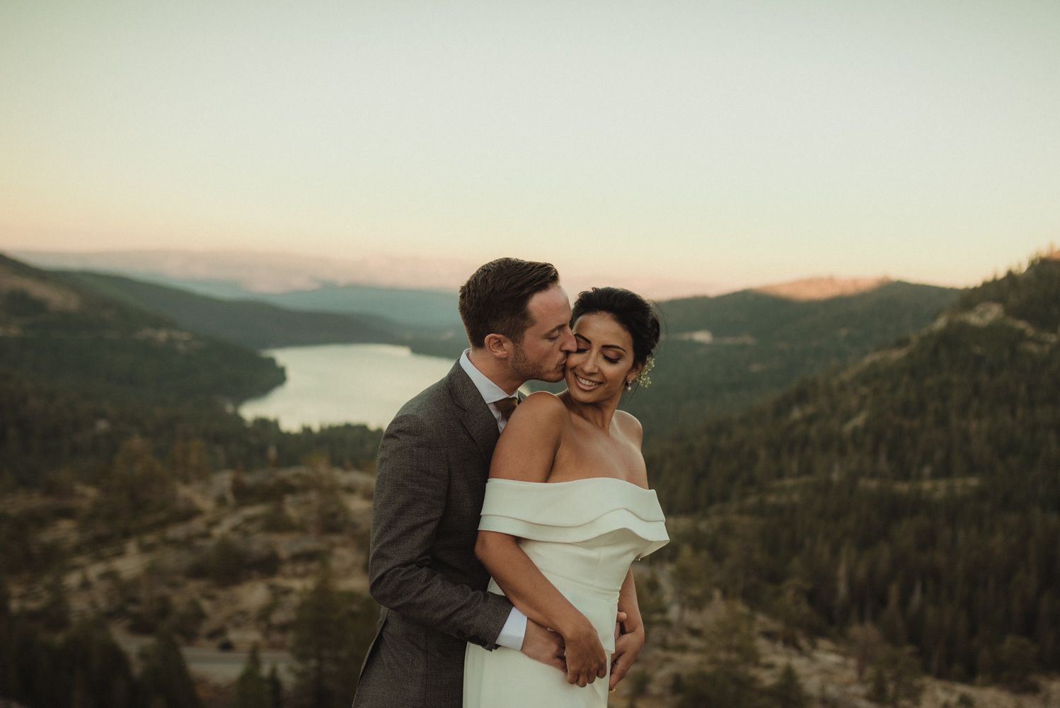 Lake Tahoe pop-up wedding/elopement sunset couples photos