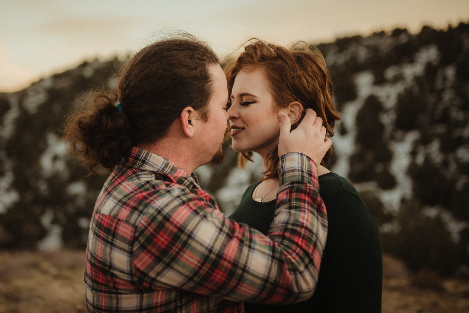 6 mile canyon engagement session, romantic couples photo