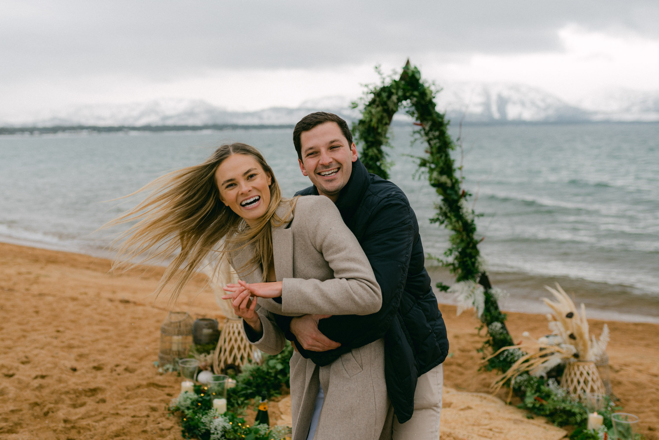 Surprise photographer for a lake tahoe proposal