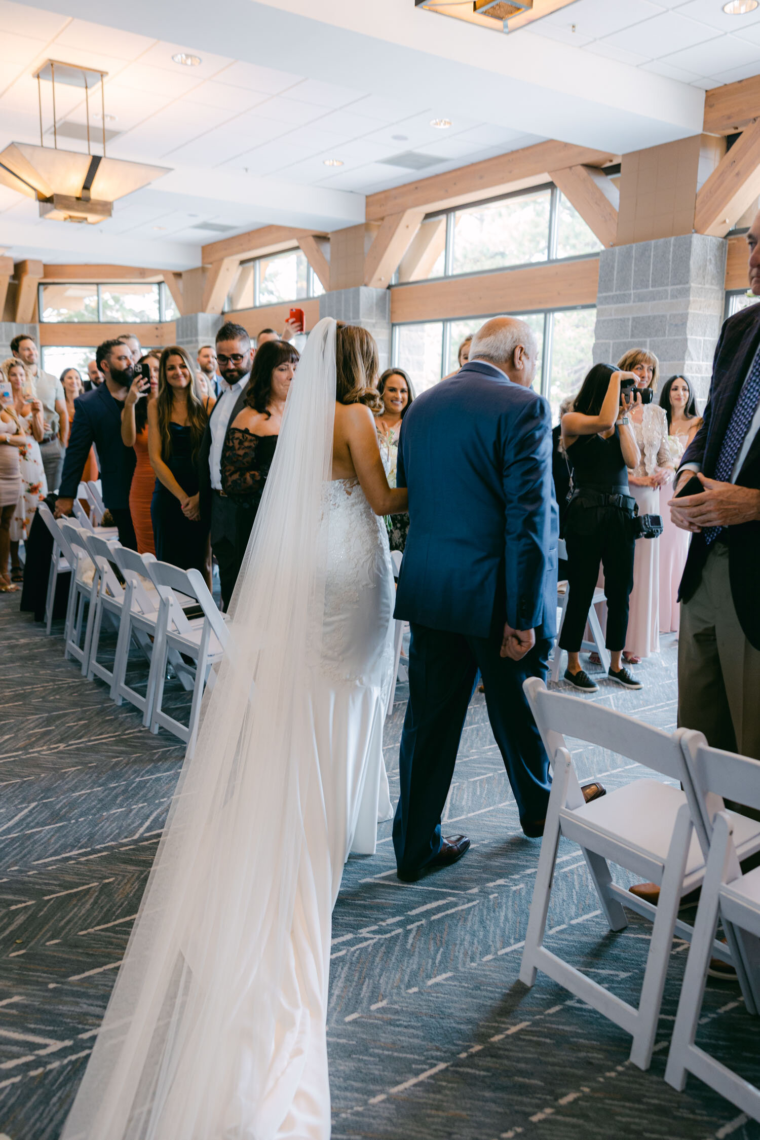 Palisades wedding, photo of dad walking down his daughter down the aisle 