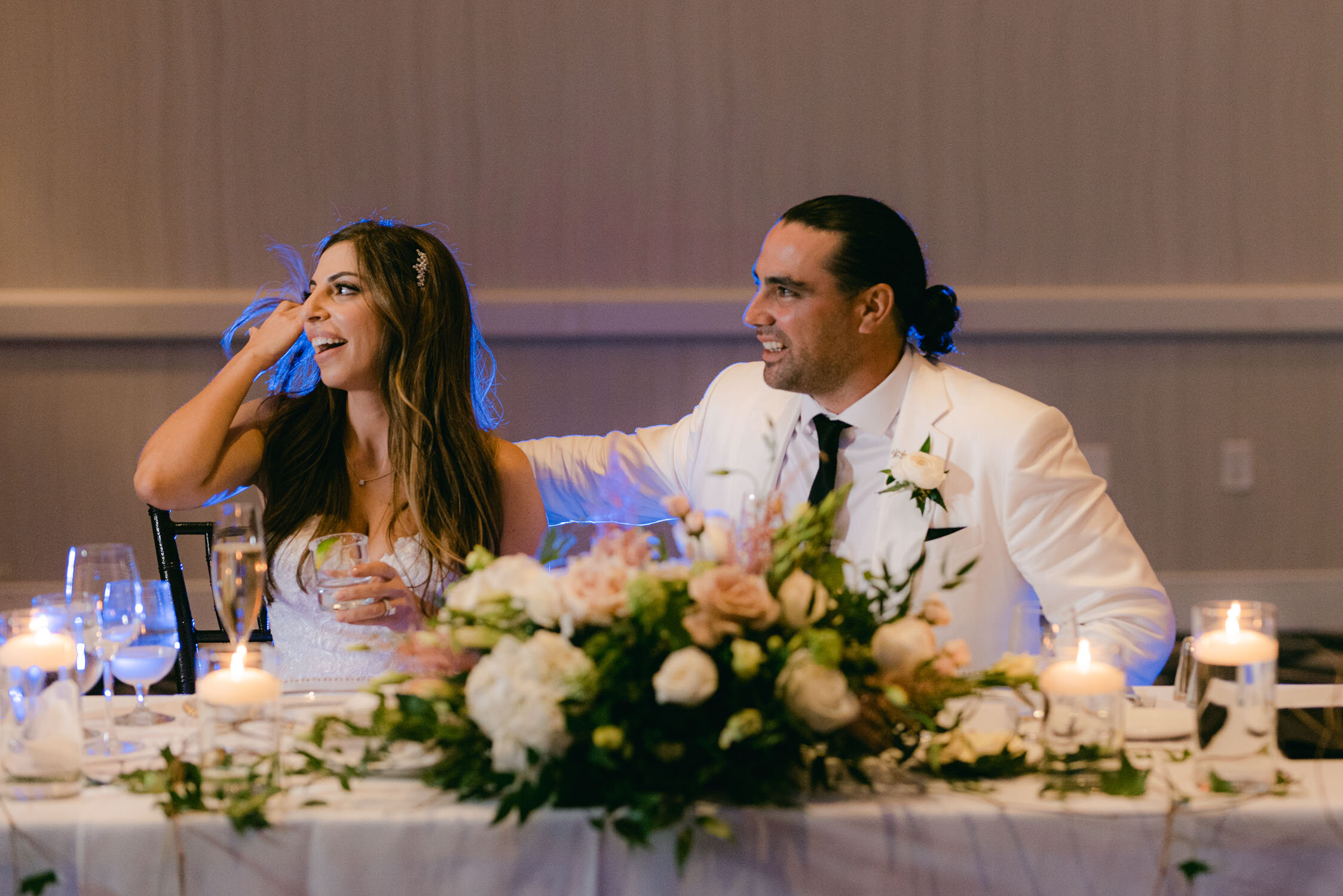 Palisades wedding, photo of couple at their sweetheart table