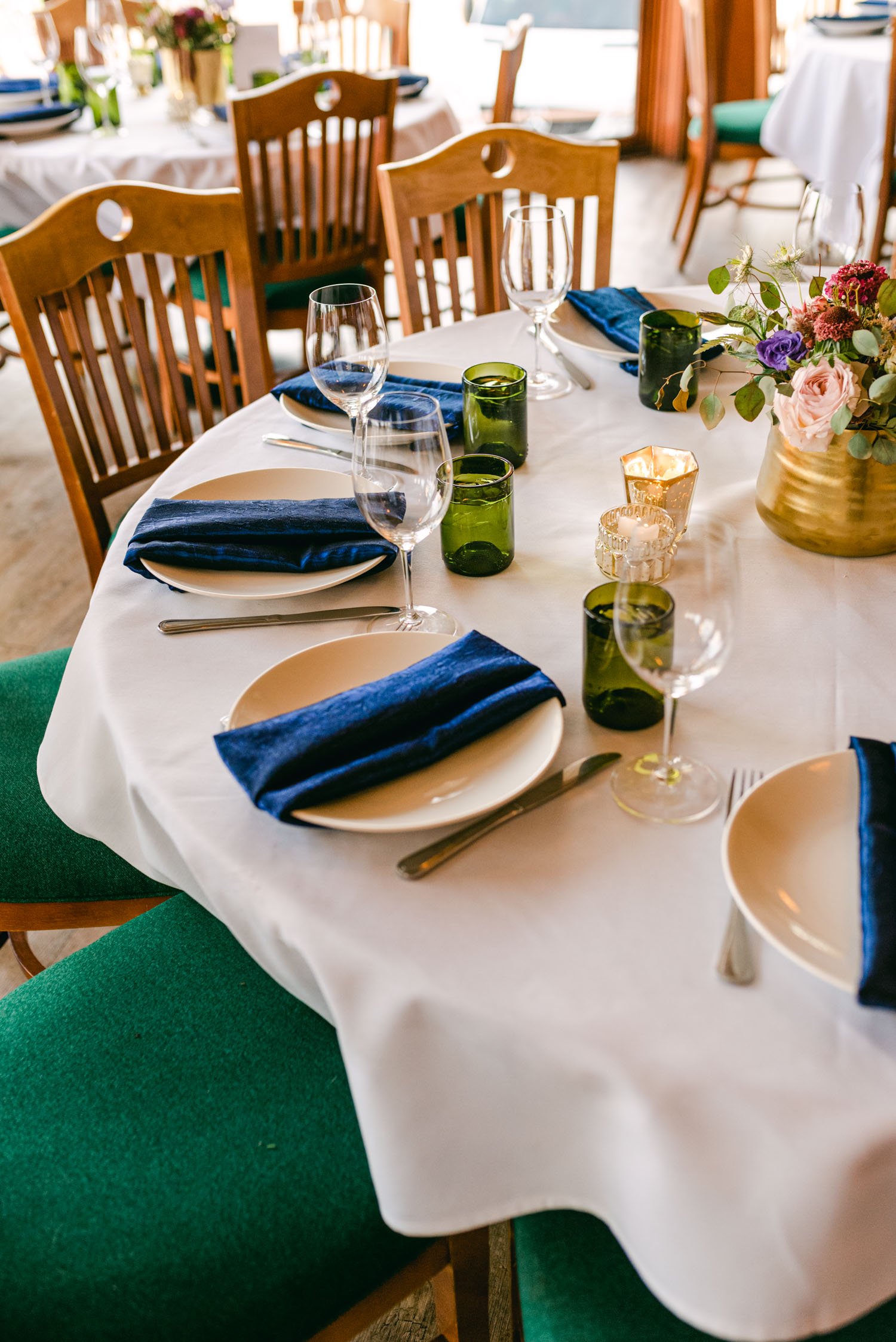 Sunnyside Tahoe Wedding, photo of wedding decor with blue linens 