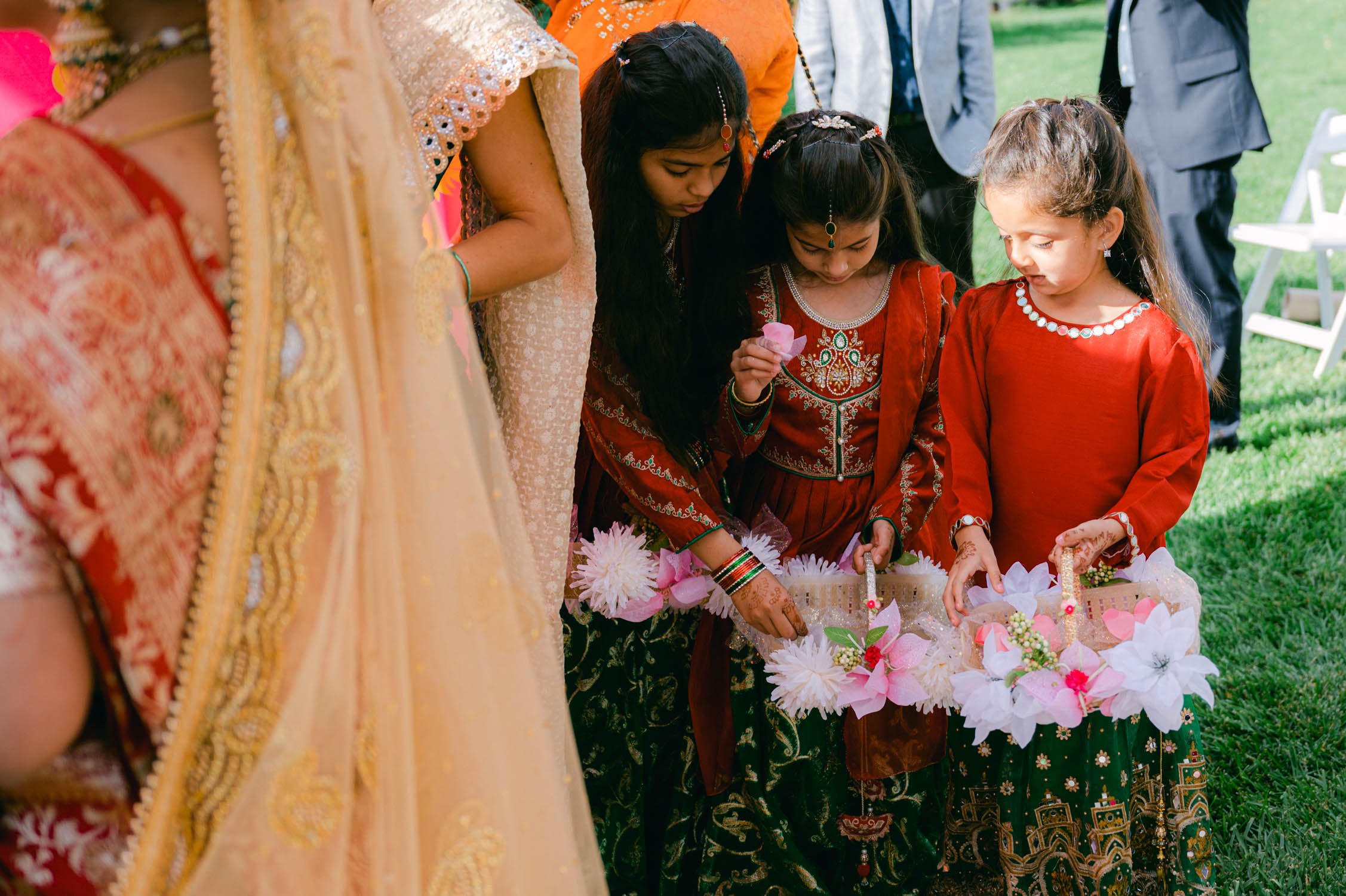 Hindu ceremony with flower girls