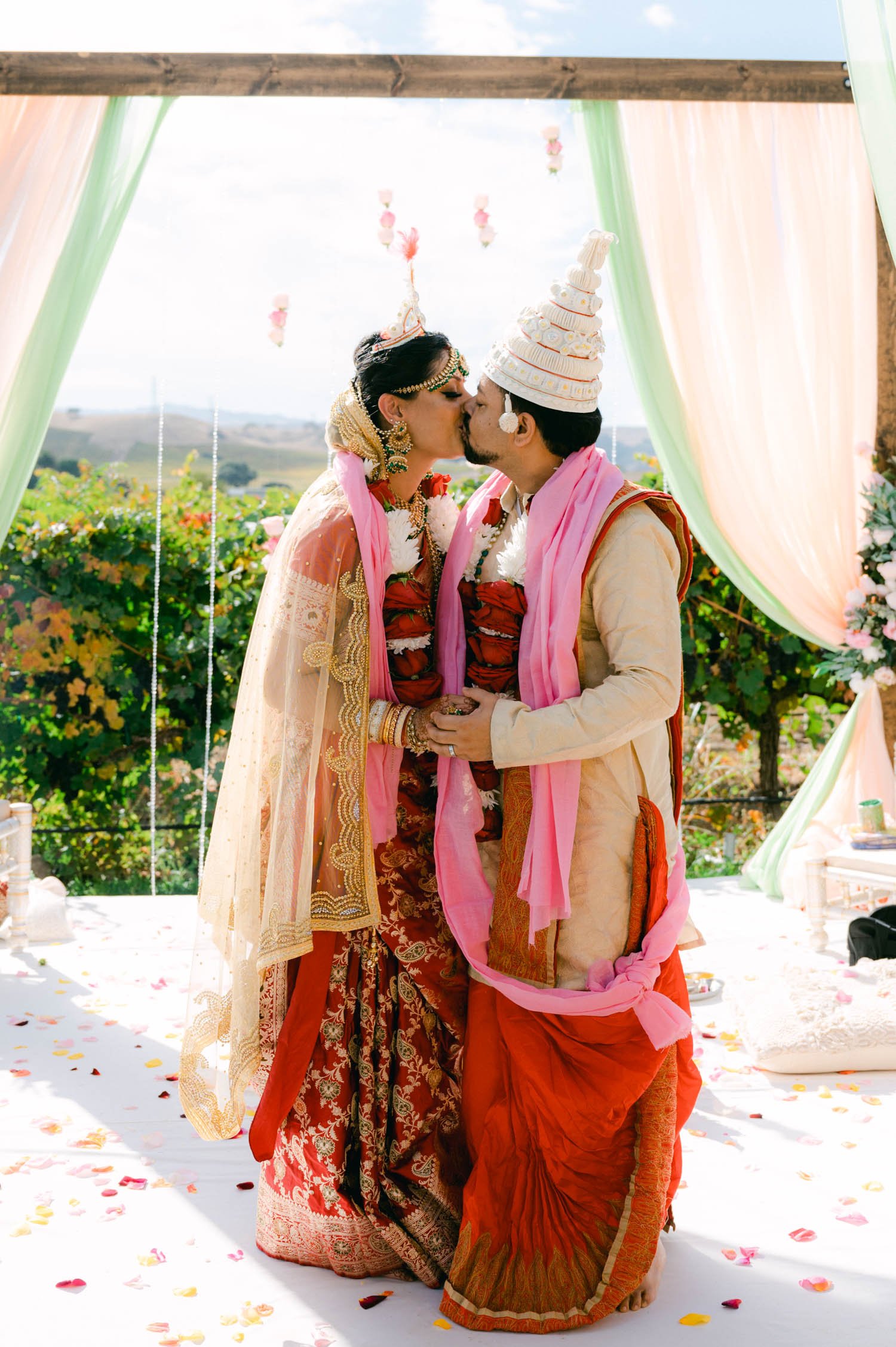 Hindu wedding ceremony at american canyon , photo of couple kissing 