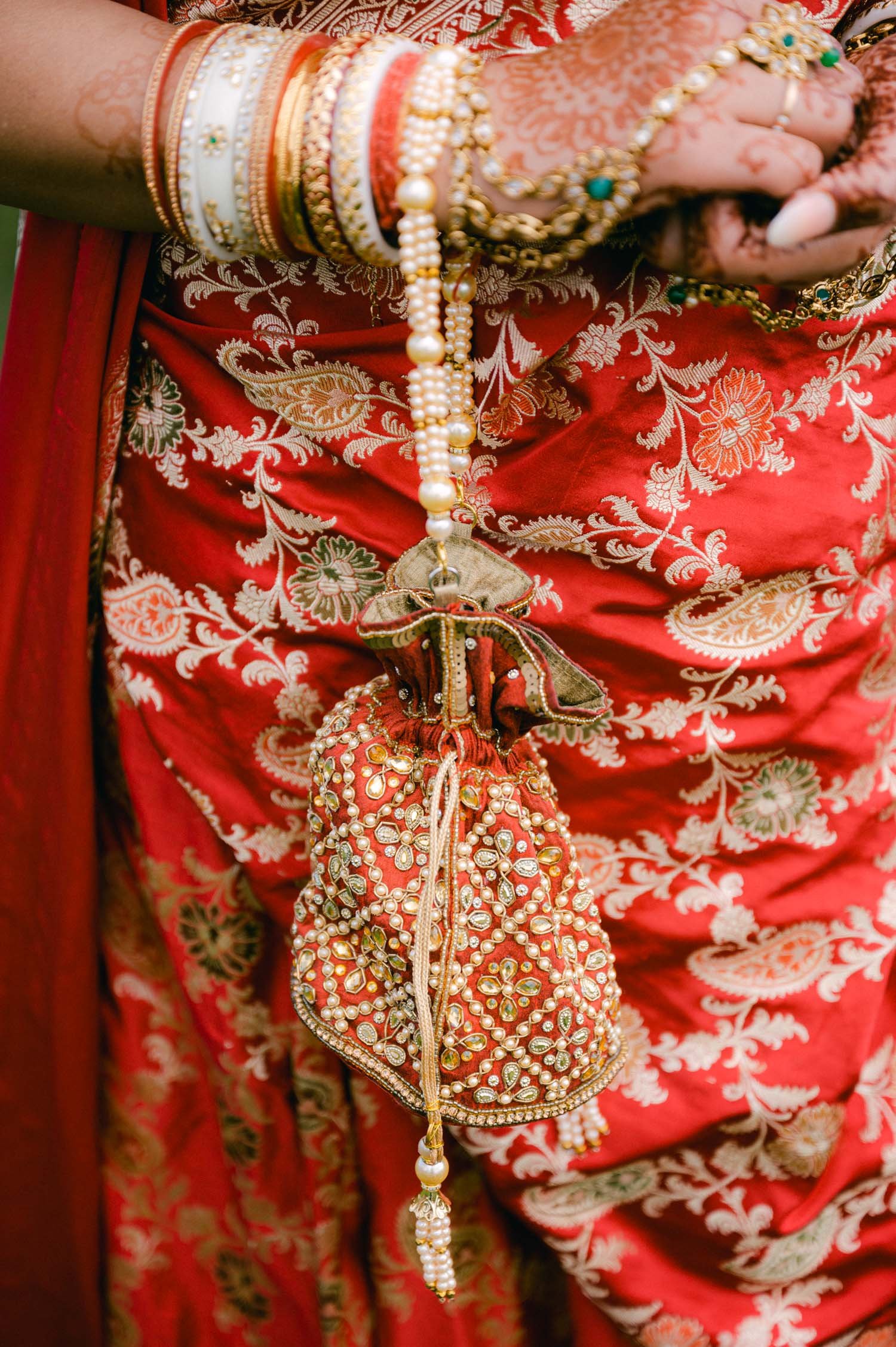 Hindu wedding ceremony at american canyon, photo of pearl purse 