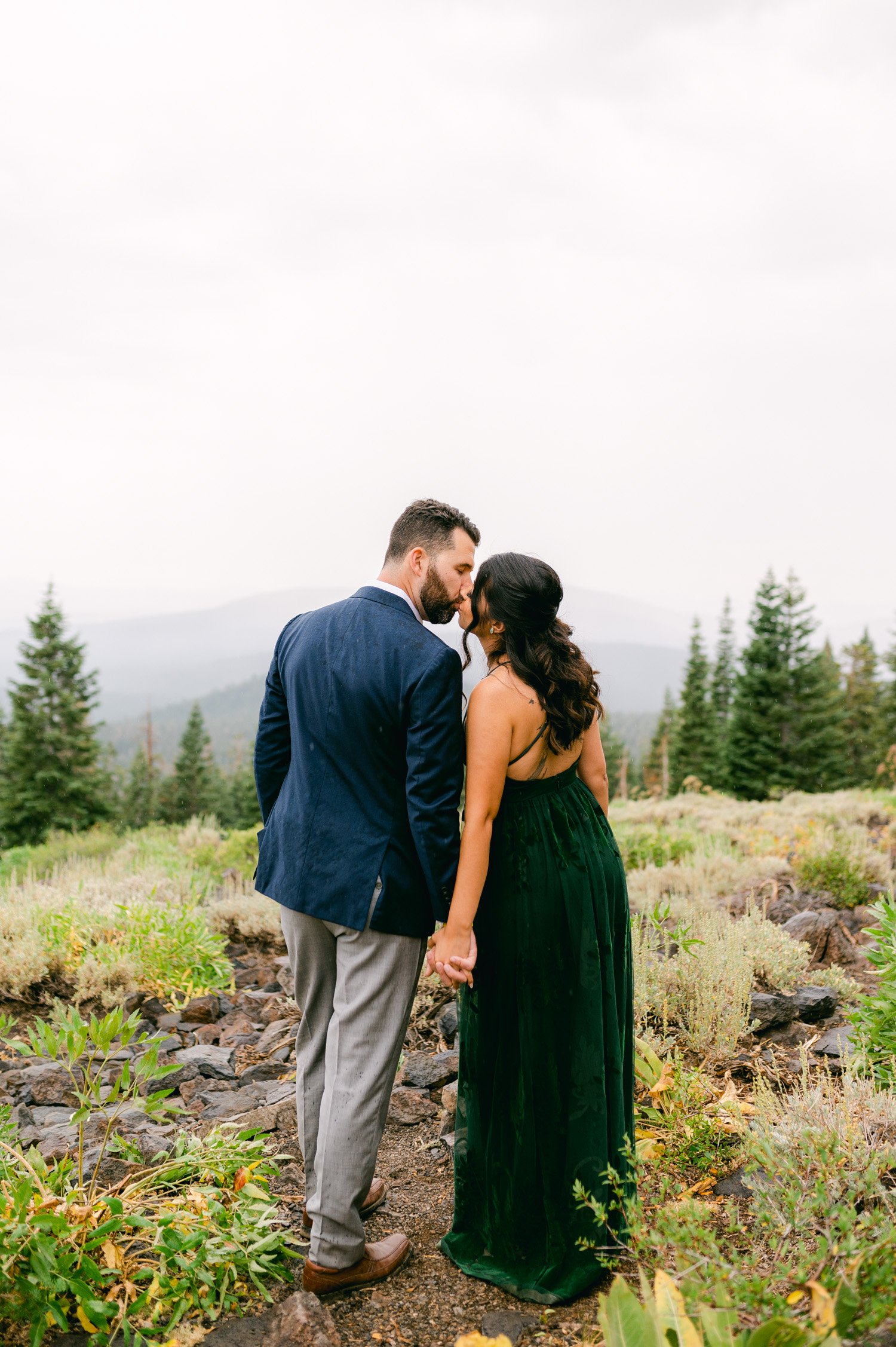 Lake Tahoe Engagement photos, photo of couple kissing in the rain