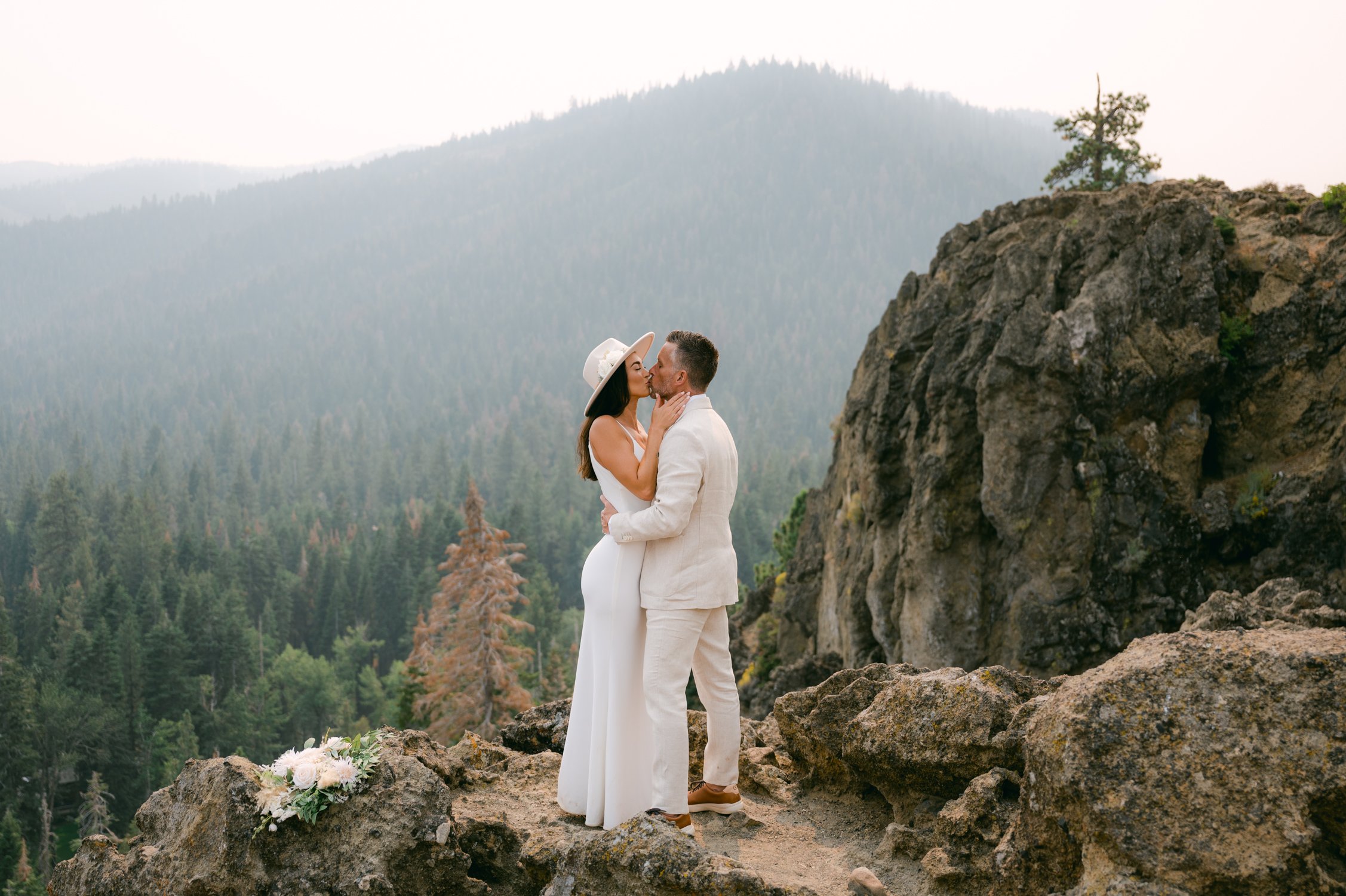Lake Tahoe Yacht wedding, photo of couple at a viewpoint