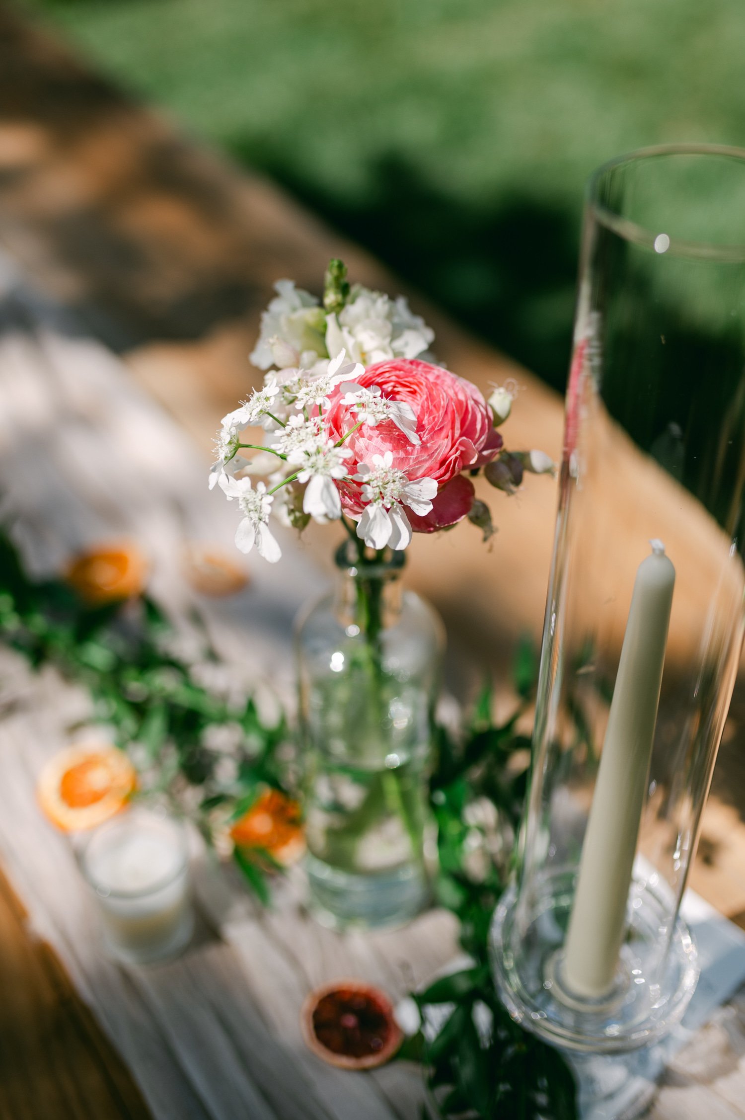 Desolation wilderness hotel wedding, photo of flowers on a wooden table