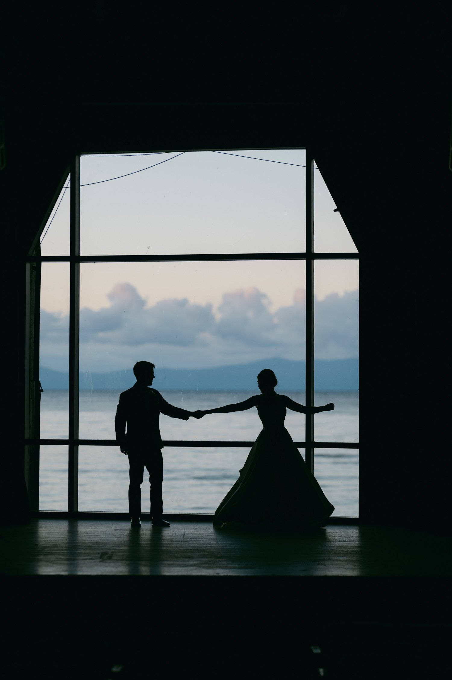 Valhalla Lake Tahoe wedding, photo of the newly wed couple silhouette shot 