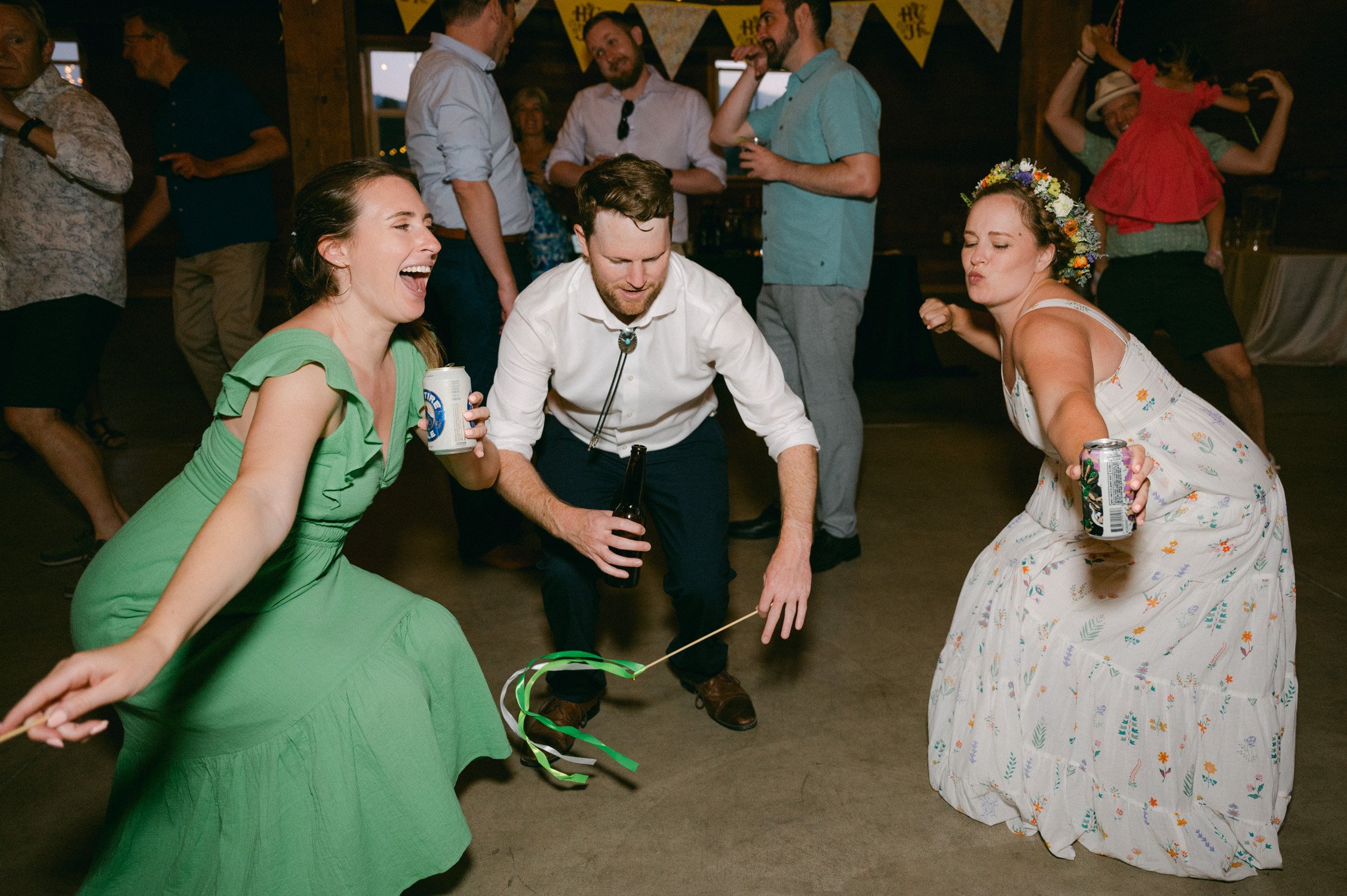 graeagle corner barn wedding, photo of the bride and guests dancing together