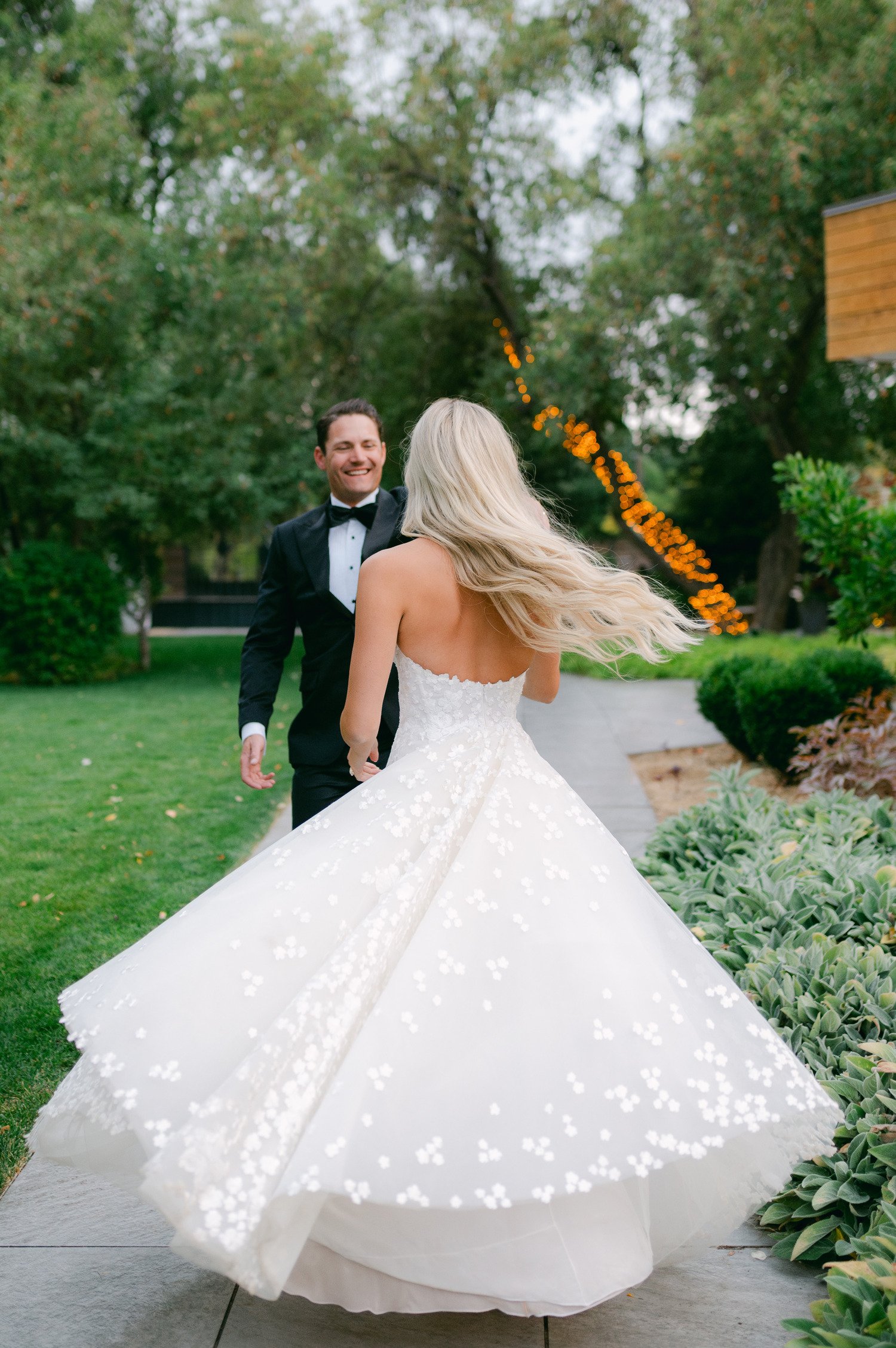 Elm Estate Wedding photos, photo of the bride twirling her dress