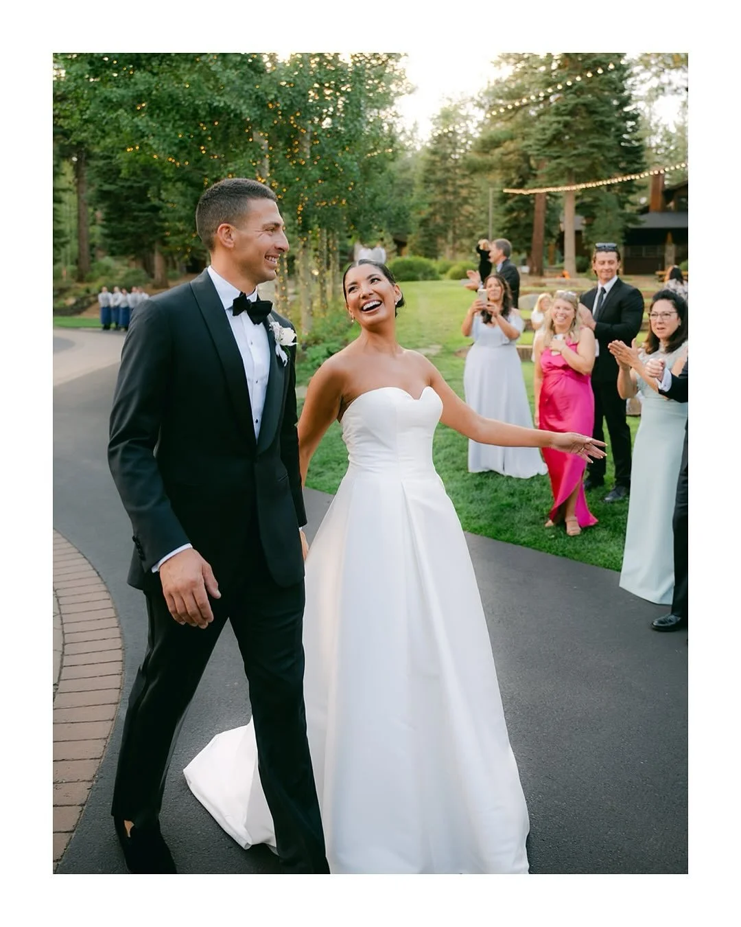 Absolutely not surprised that two years later, these shots caught the eye of a cutie girl boss over at @rockymtnbride. Catch them on their homepage today 💫

Planner: @ofdevents 
Photo: @elsaboscarello 
Venue: @martiscamp 
Video: @peterpaulfilms 
Bea