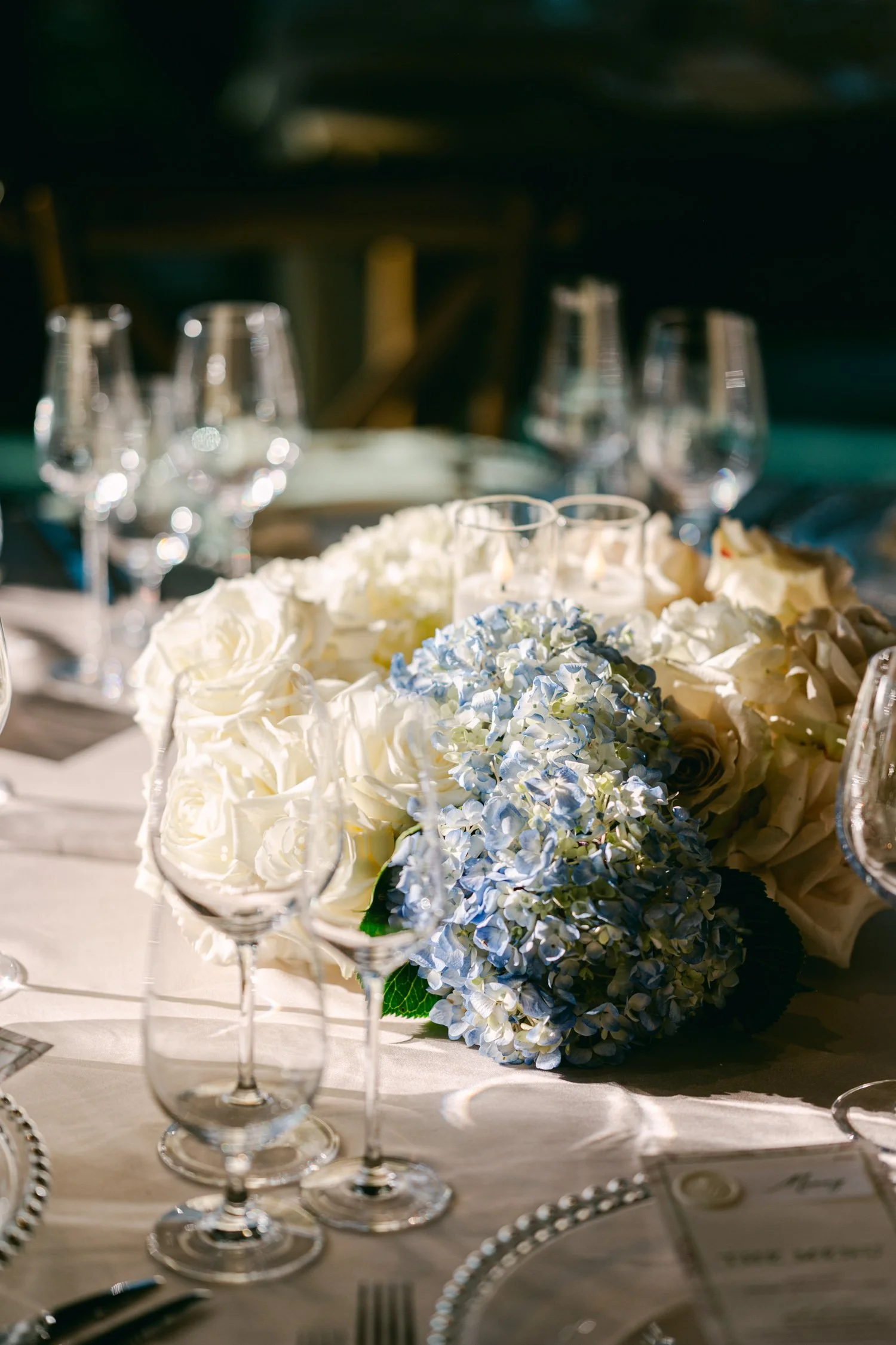 Edgewood Lake Tahoe wedding, photo of the romantic wedding reception table setup