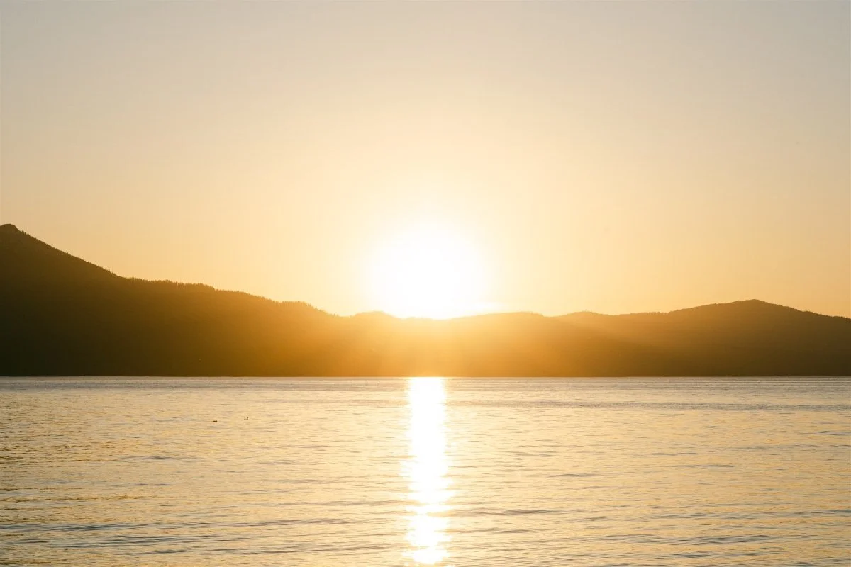 Beach Retreat &amp; Lodge at Tahoe wedding, photo of the venue scenery glowing during golden hour