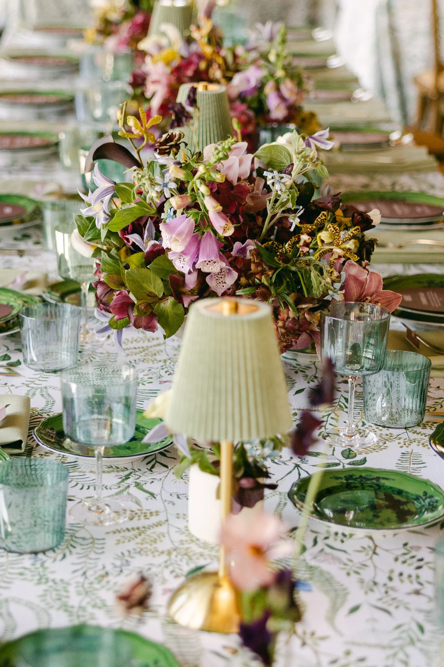 Edgewood maximalist wedding, photo of a luxurious tablescape