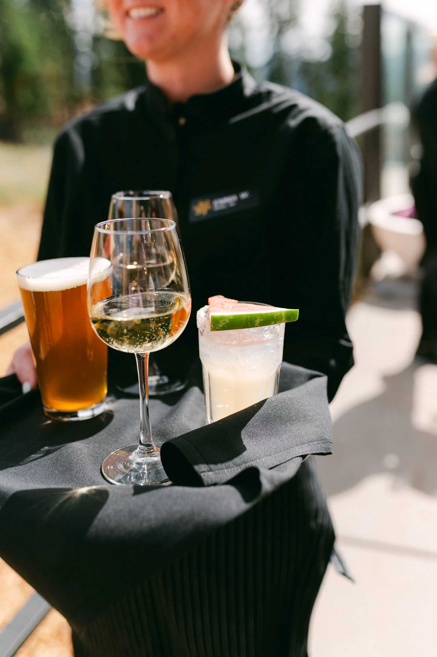 Zephyr Lodge wedding, photo of signature drinks served during cocktail hour