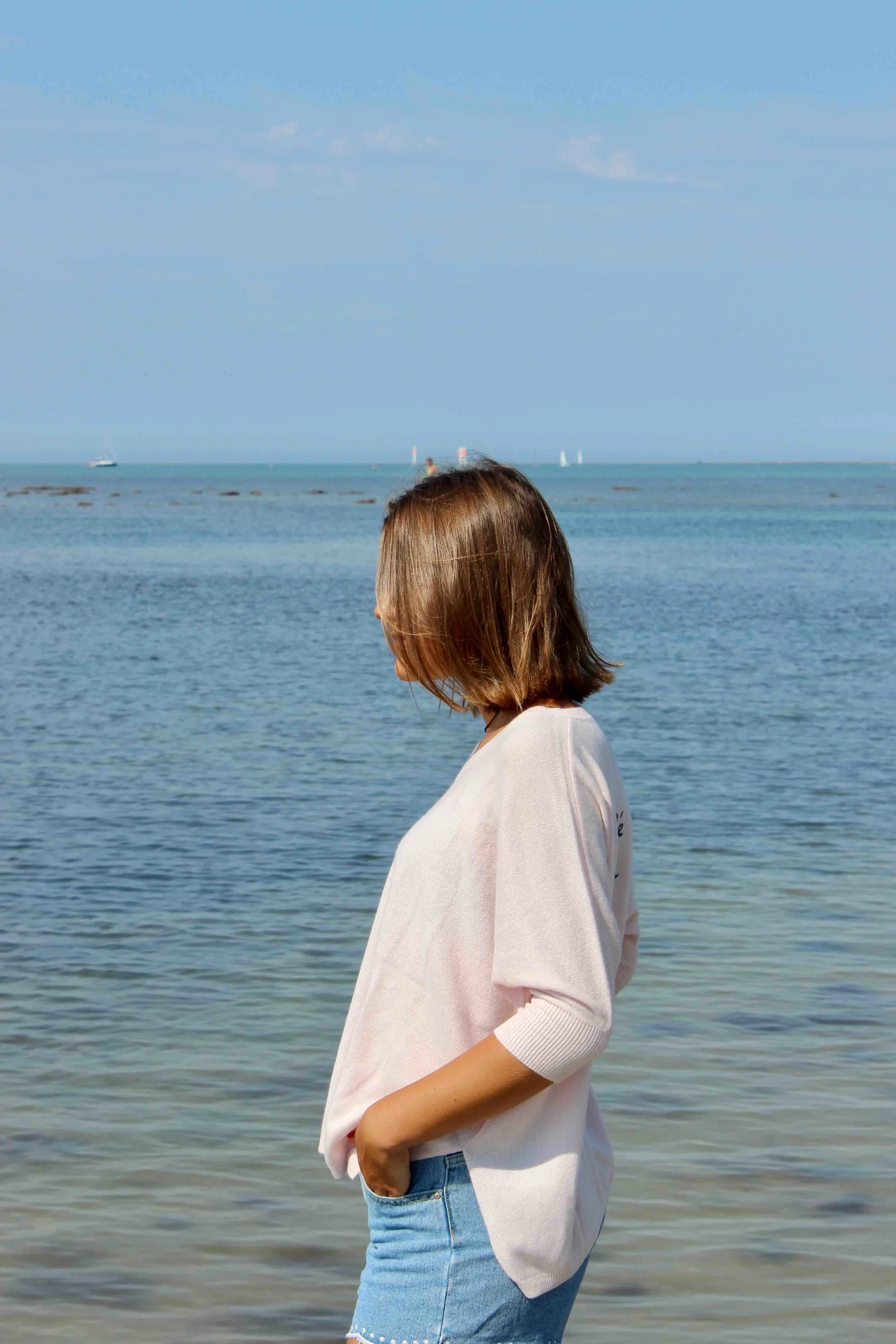 pull-rose-cachemire-femme-ile-de-re-plage.jpg