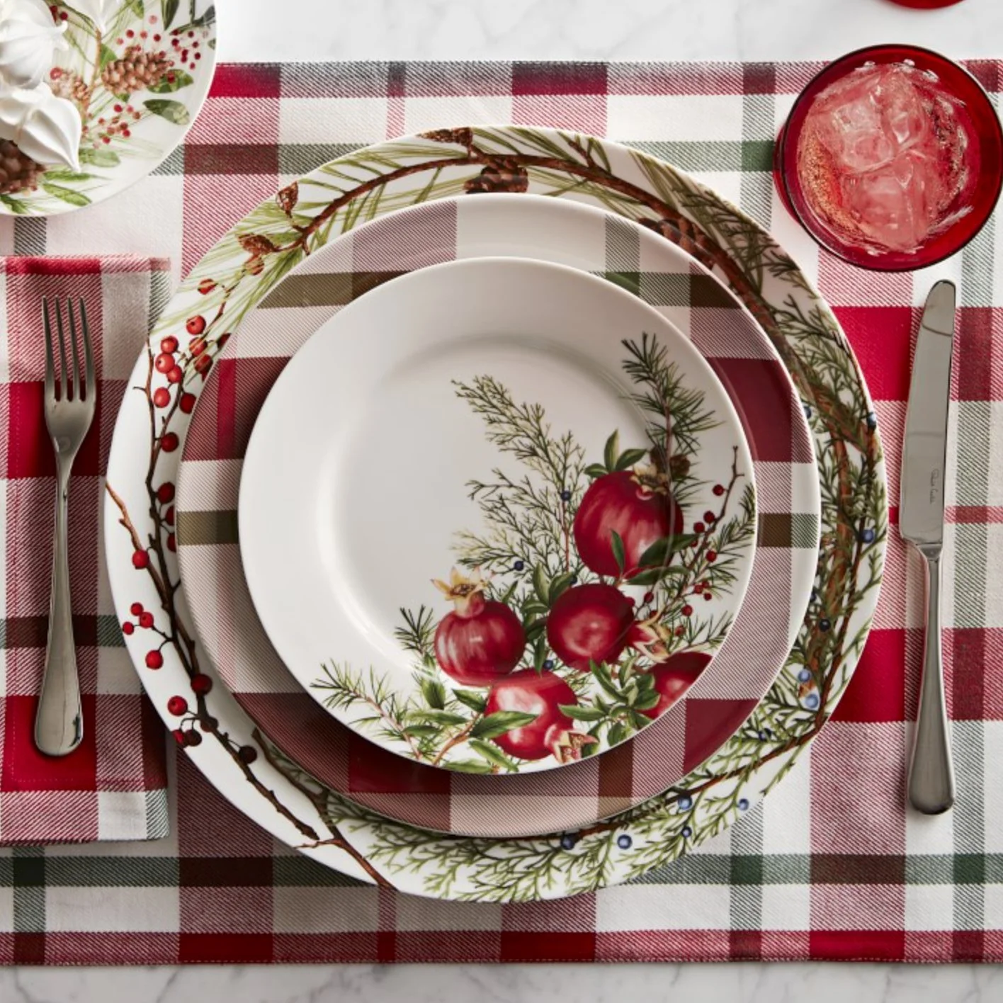 Woodland berry setting.jpg