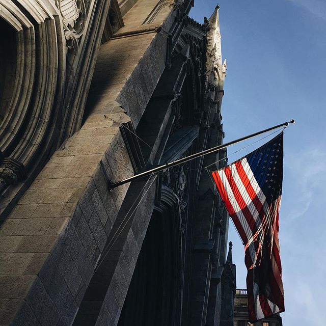 Waiting for Pope Francis, St. Patrick's Cathedral, NY