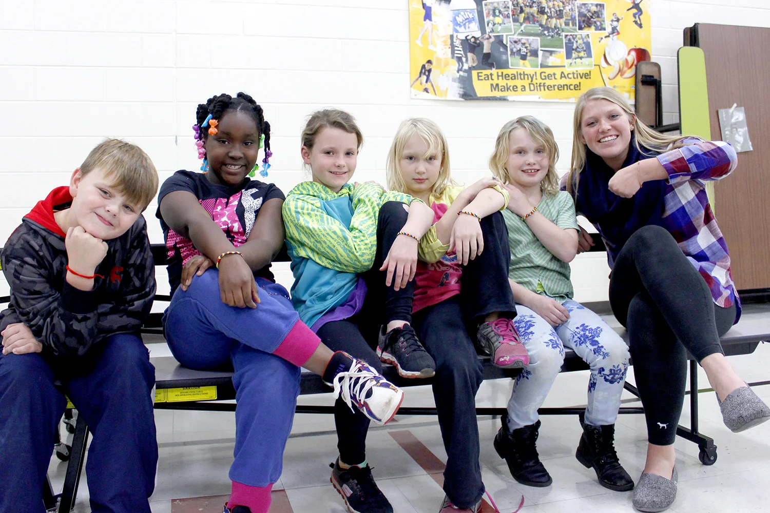Samantha Cromer UW-Stout Early Childhood Education INTERSHIP: Art Around the World, Rocky’s After School Program, River Heights Elementary