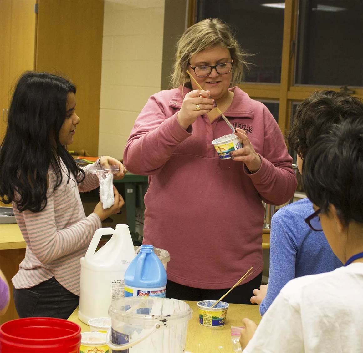 Amy Eidahl UW-Stout Early Childhood Education INTERNSHIP: Arts and Crafts, Boys and Girls Club
