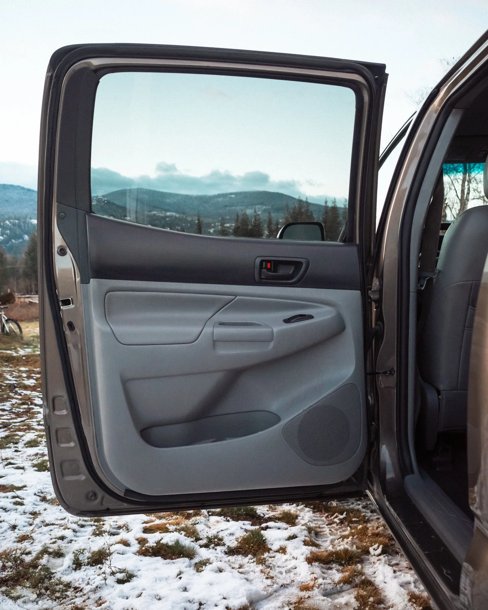 2013ToyotaTacoma-14.jpg