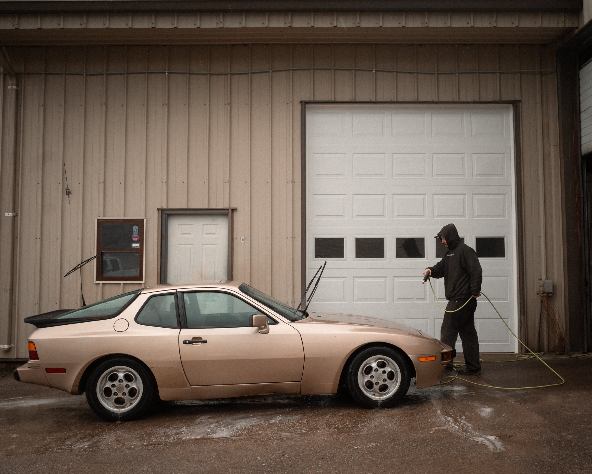 porsche944-3.jpg