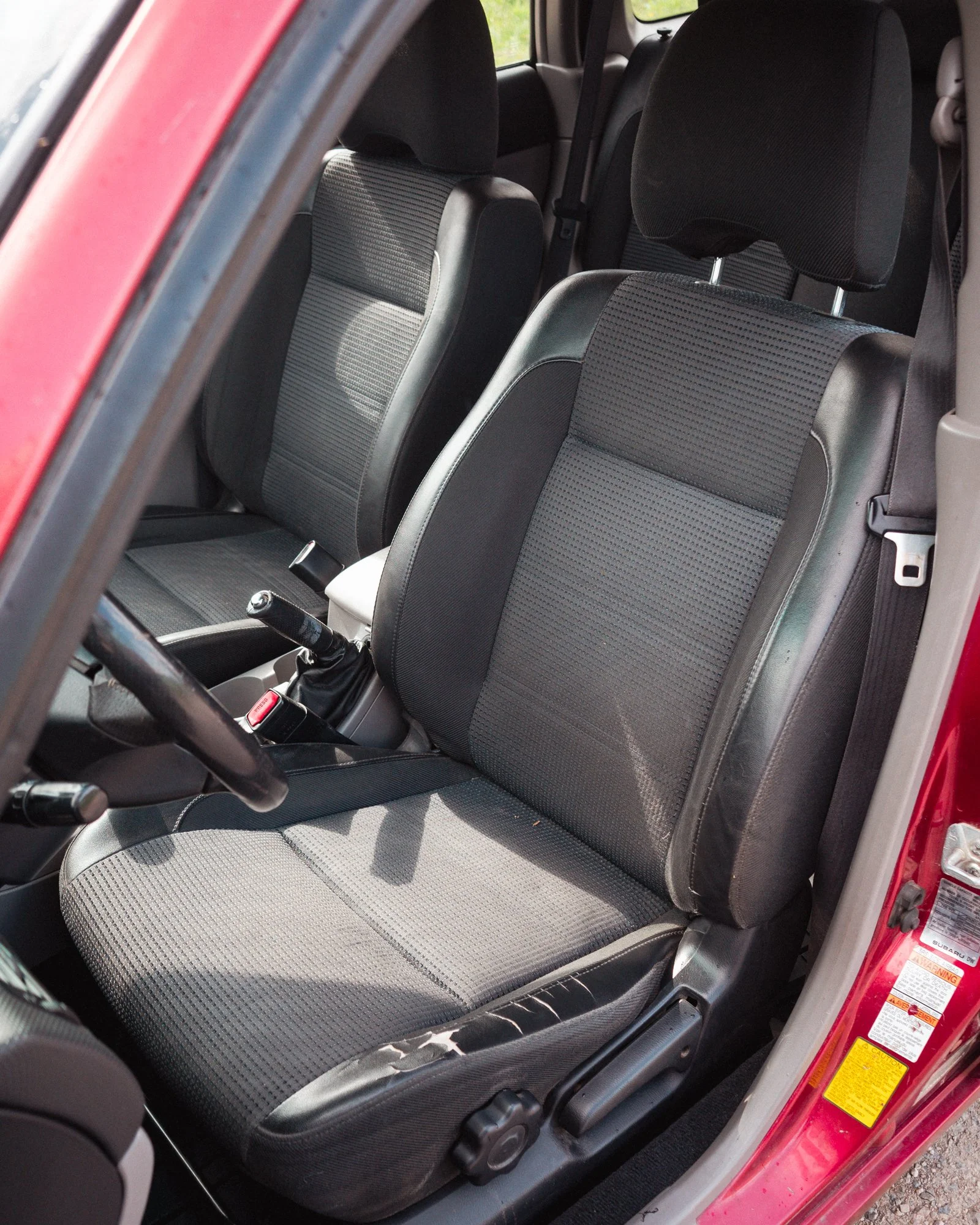 2004 Subaru Forester XT-3.jpg