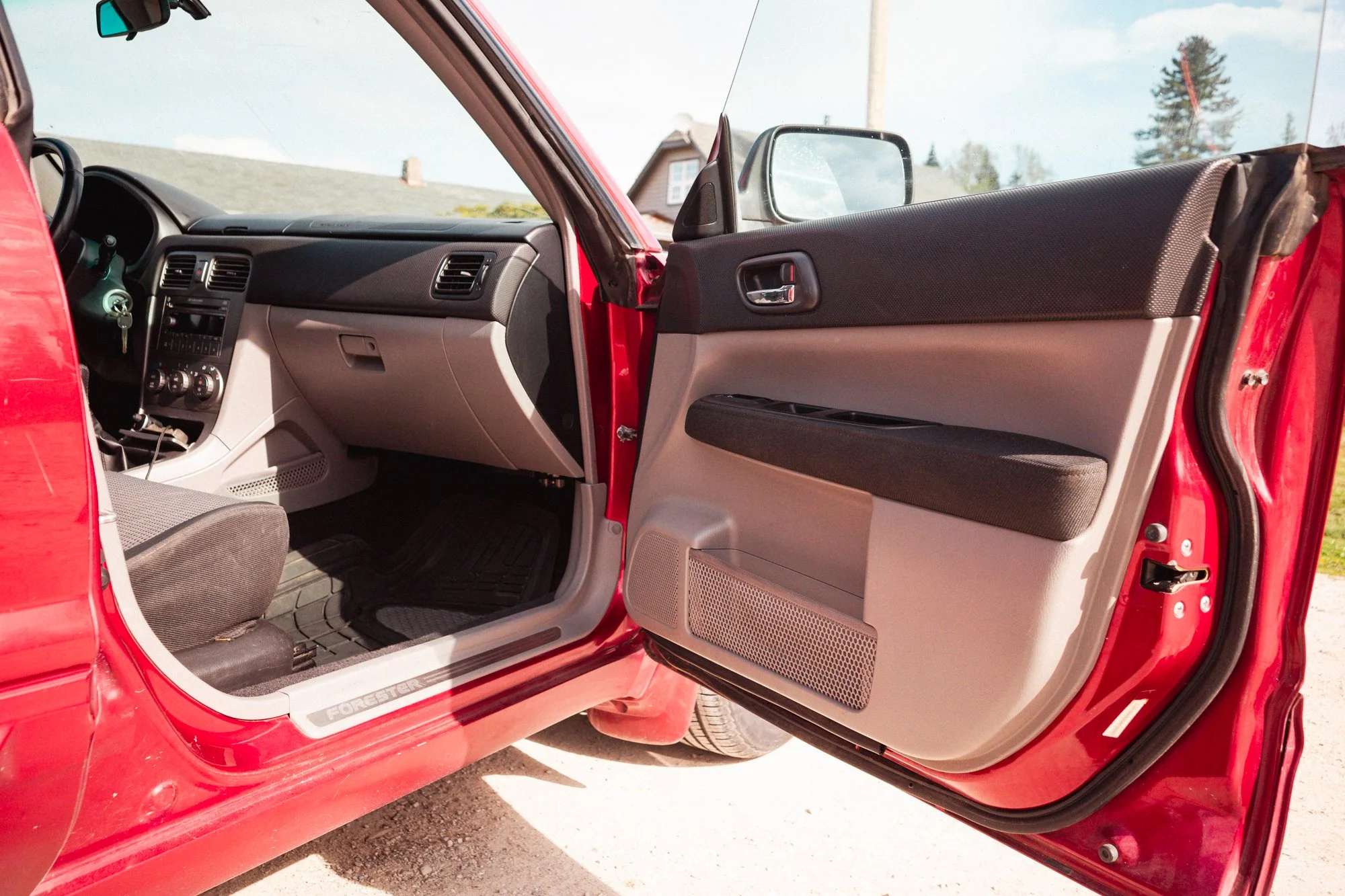 2004 Subaru Forester XT-9.jpg