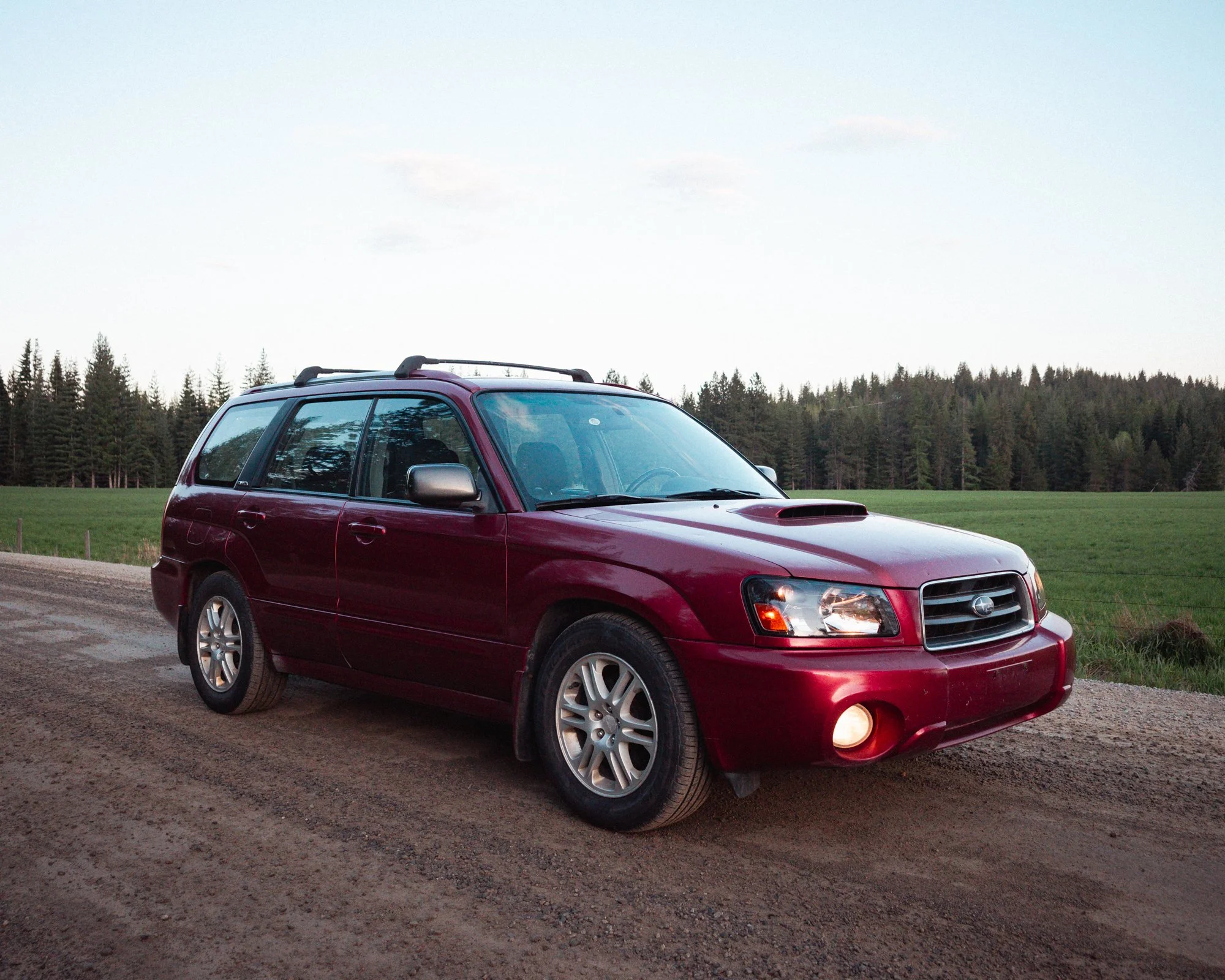 2004 Subaru Forester XT-21.jpg